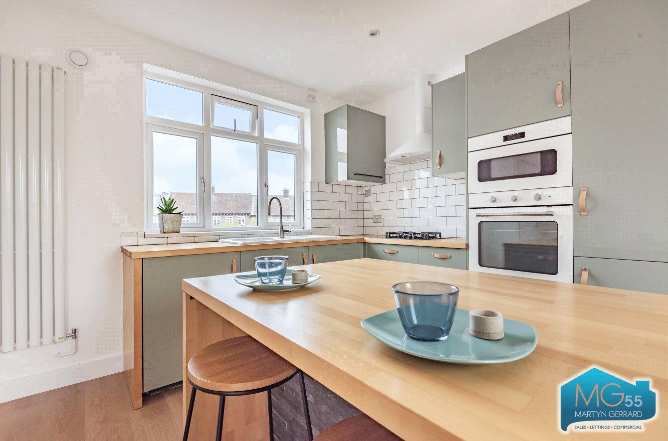 1 bedroom Apartment to rent - Martyn Gerrard