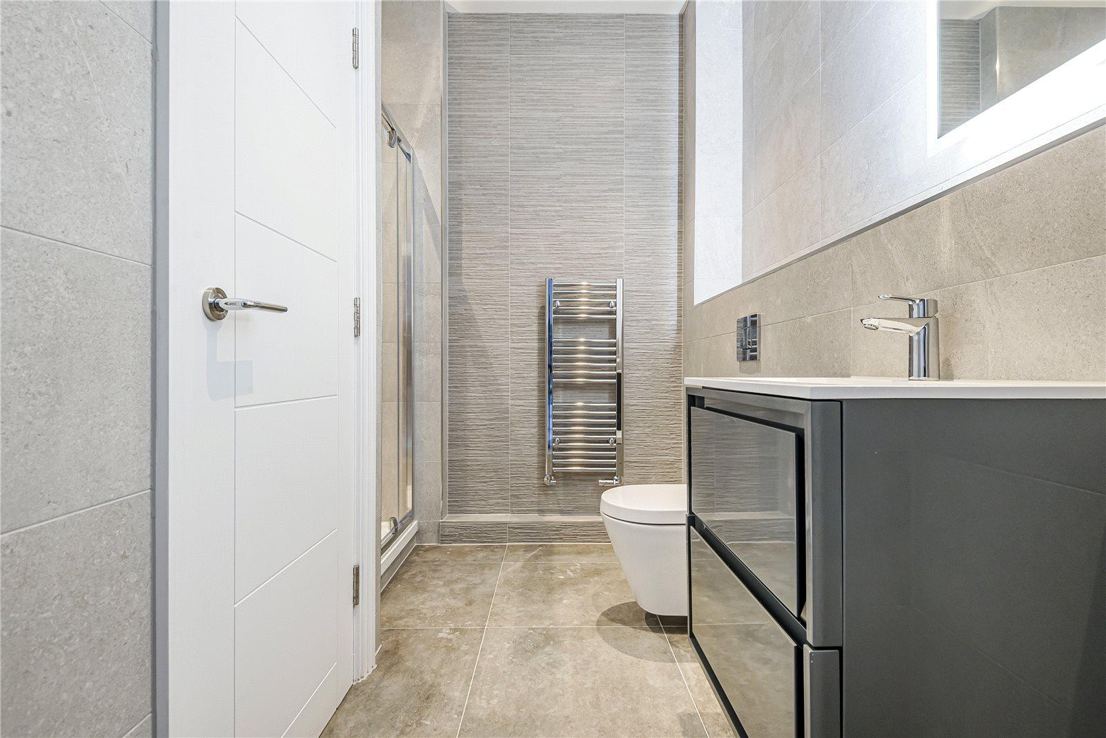 2 bedroom Apartment to rent - Martyn Gerrard