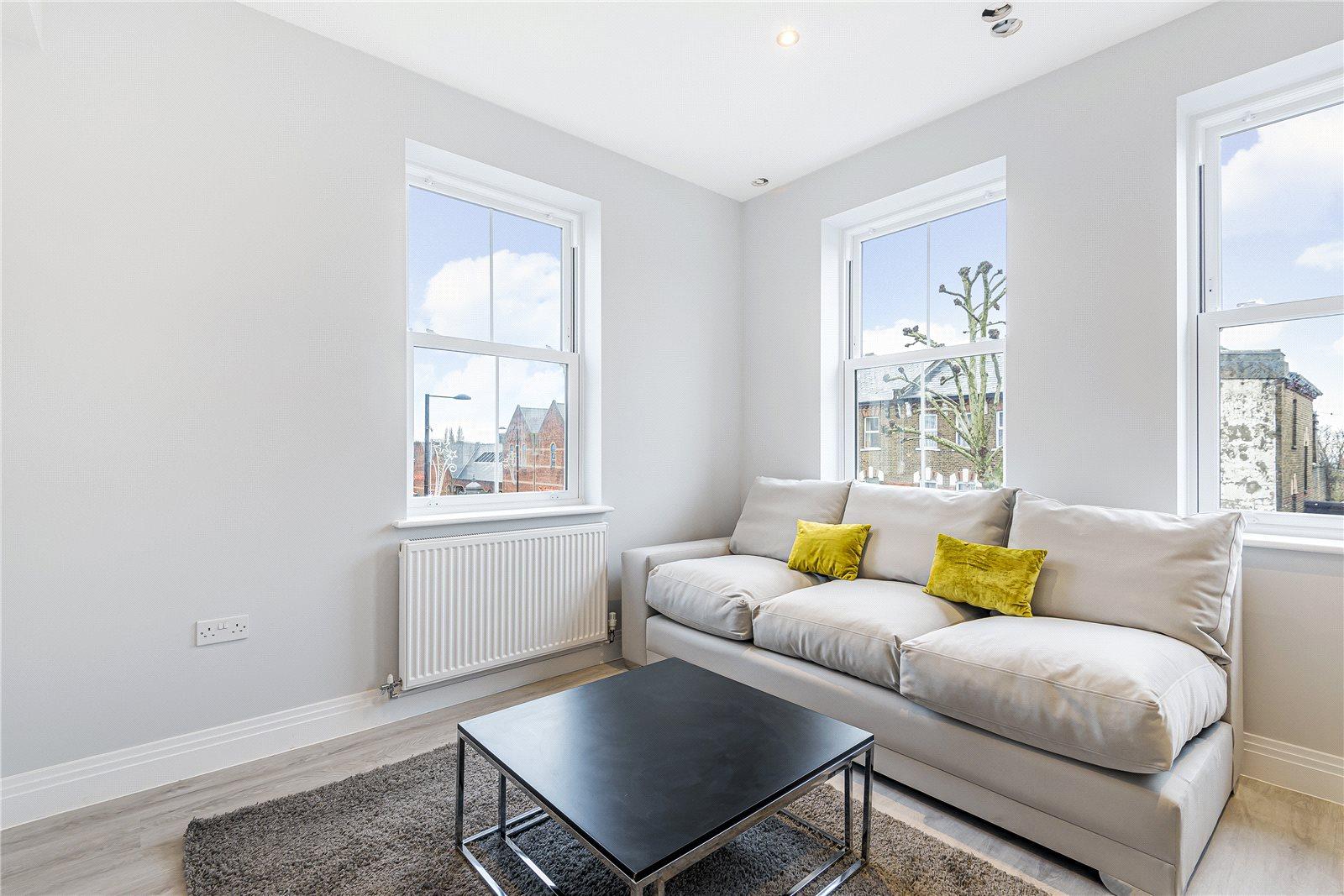 2 bedroom Apartment to rent + ' - Martyn Gerrard