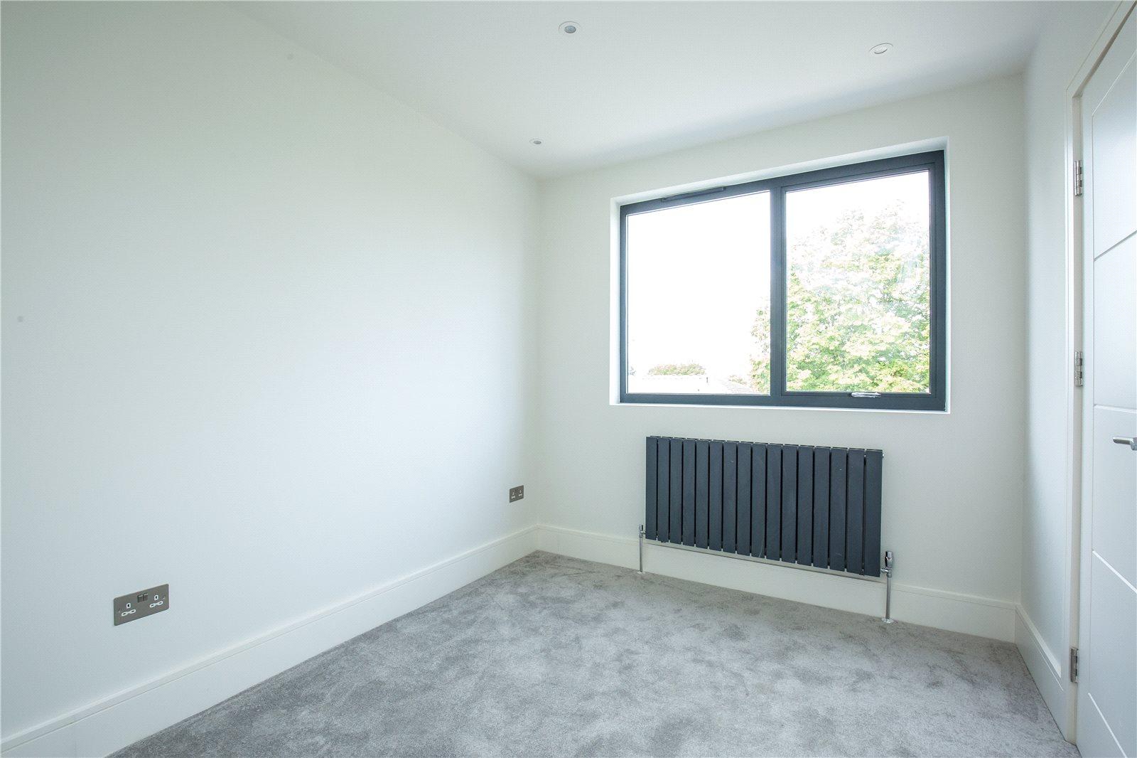 2 bedroom Apartment to rent - Martyn Gerrard