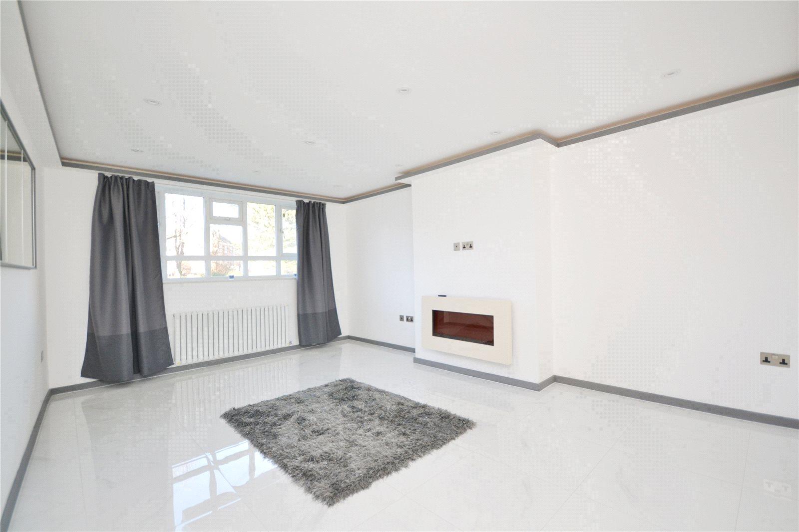 3 bedroom Ground Floor Flat to rent - Martyn Gerrard
