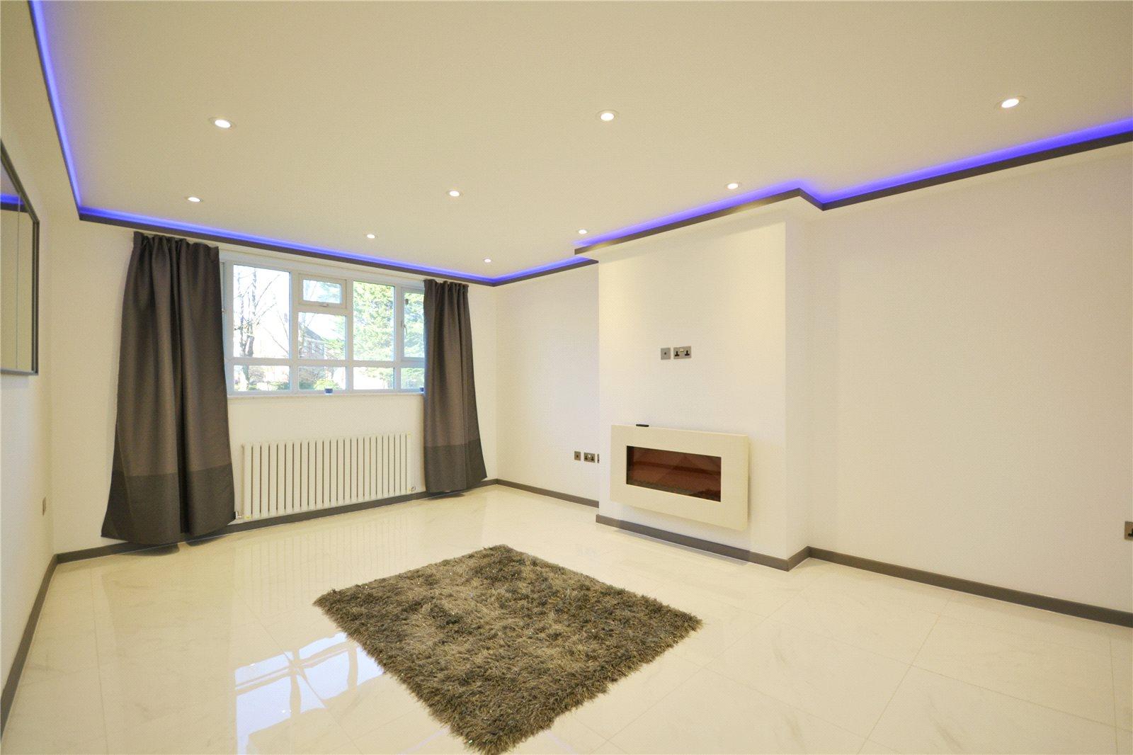 3 bedroom Ground Floor Flat to rent - Martyn Gerrard