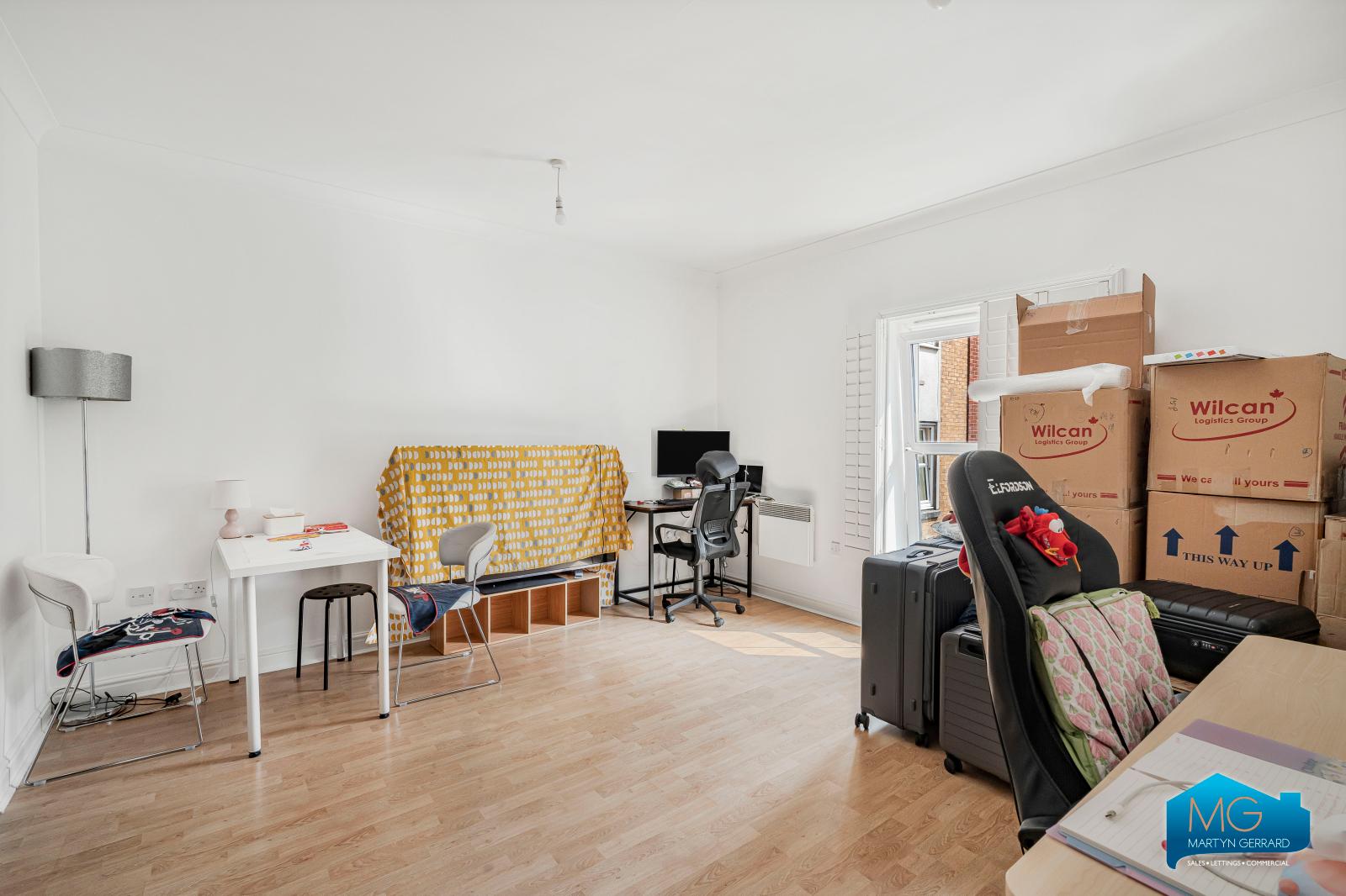1 bedroom Apartment to rent - Martyn Gerrard