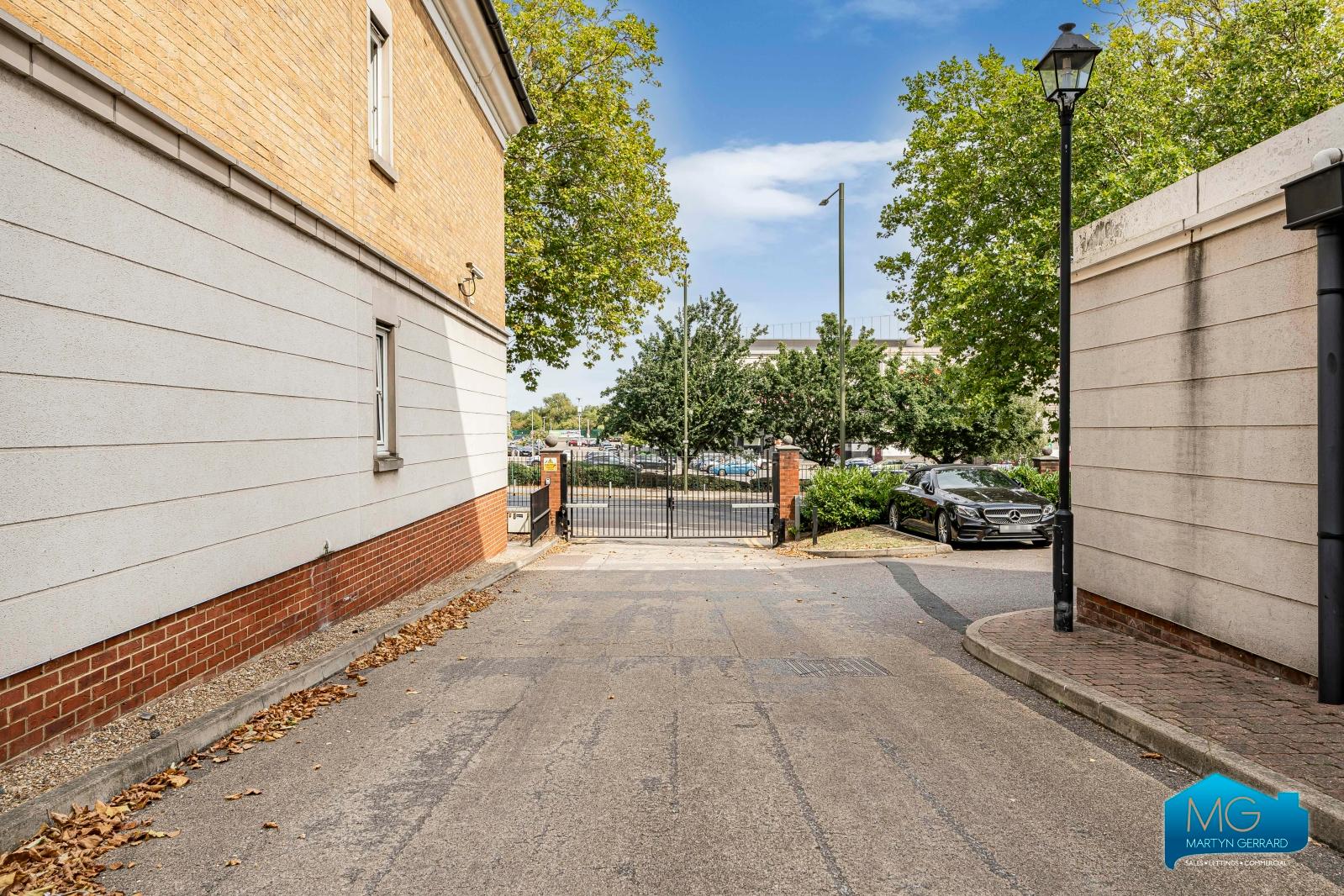 1 bedroom Apartment to rent - Martyn Gerrard