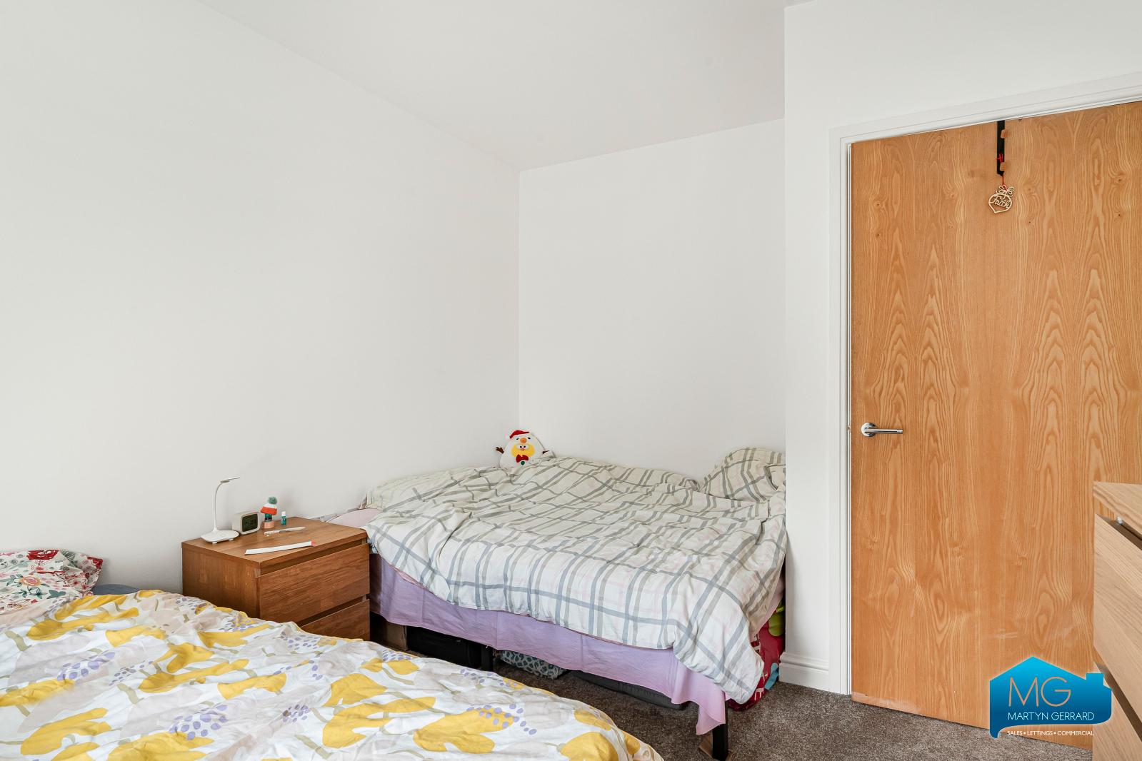 1 bedroom Apartment to rent - Martyn Gerrard