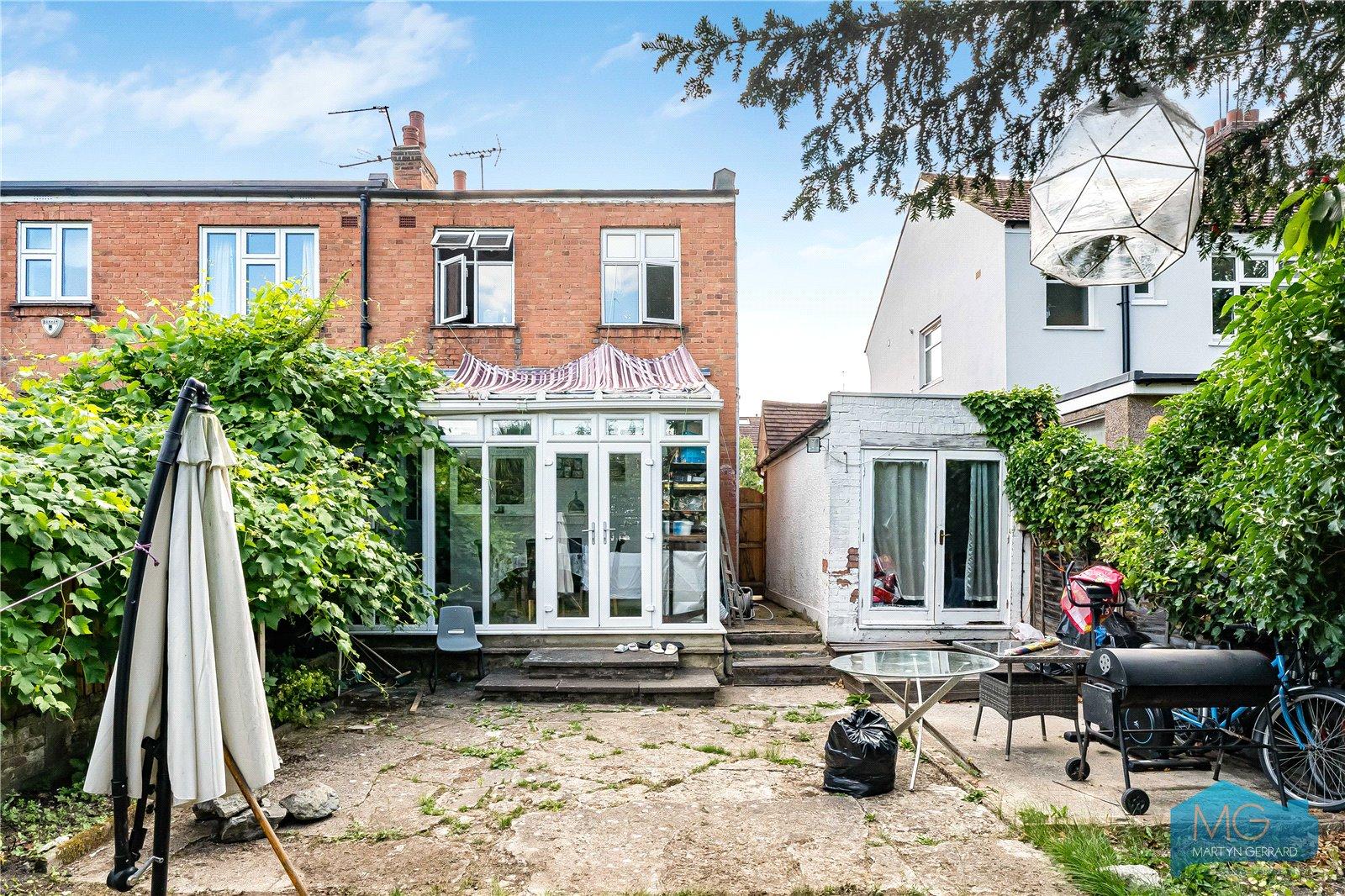 3 bedroom Semi-Detached House for sale - Martyn Gerrard