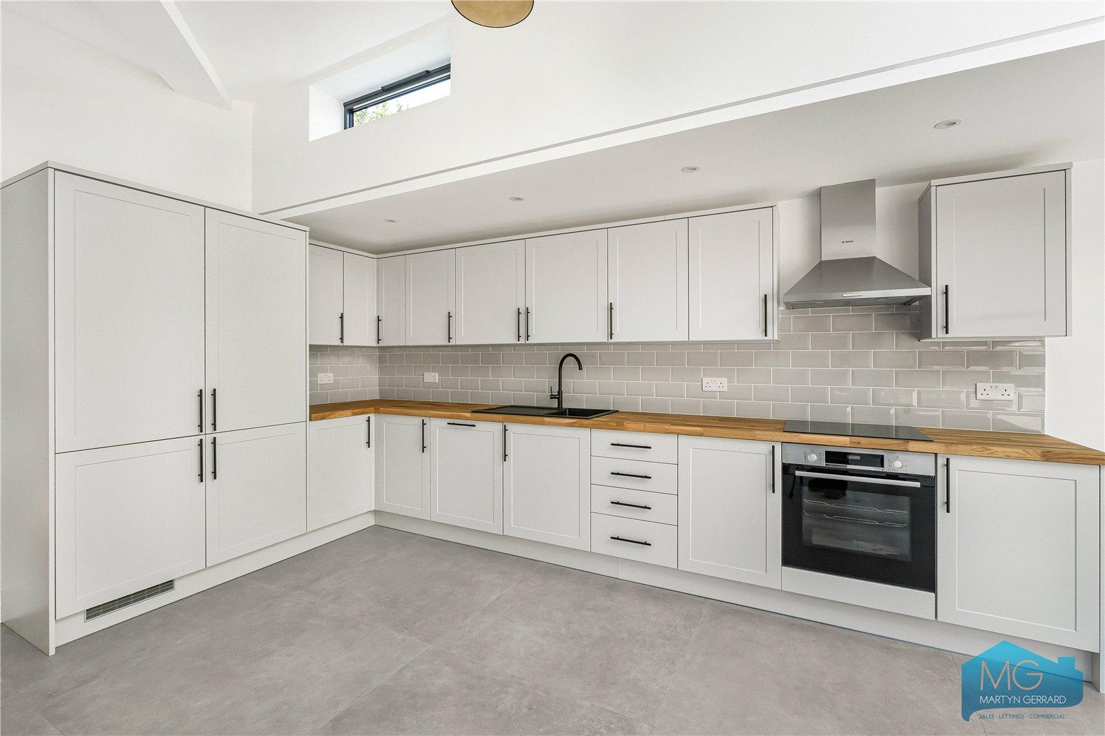 3 bedroom Detached House for sale - Martyn Gerrard