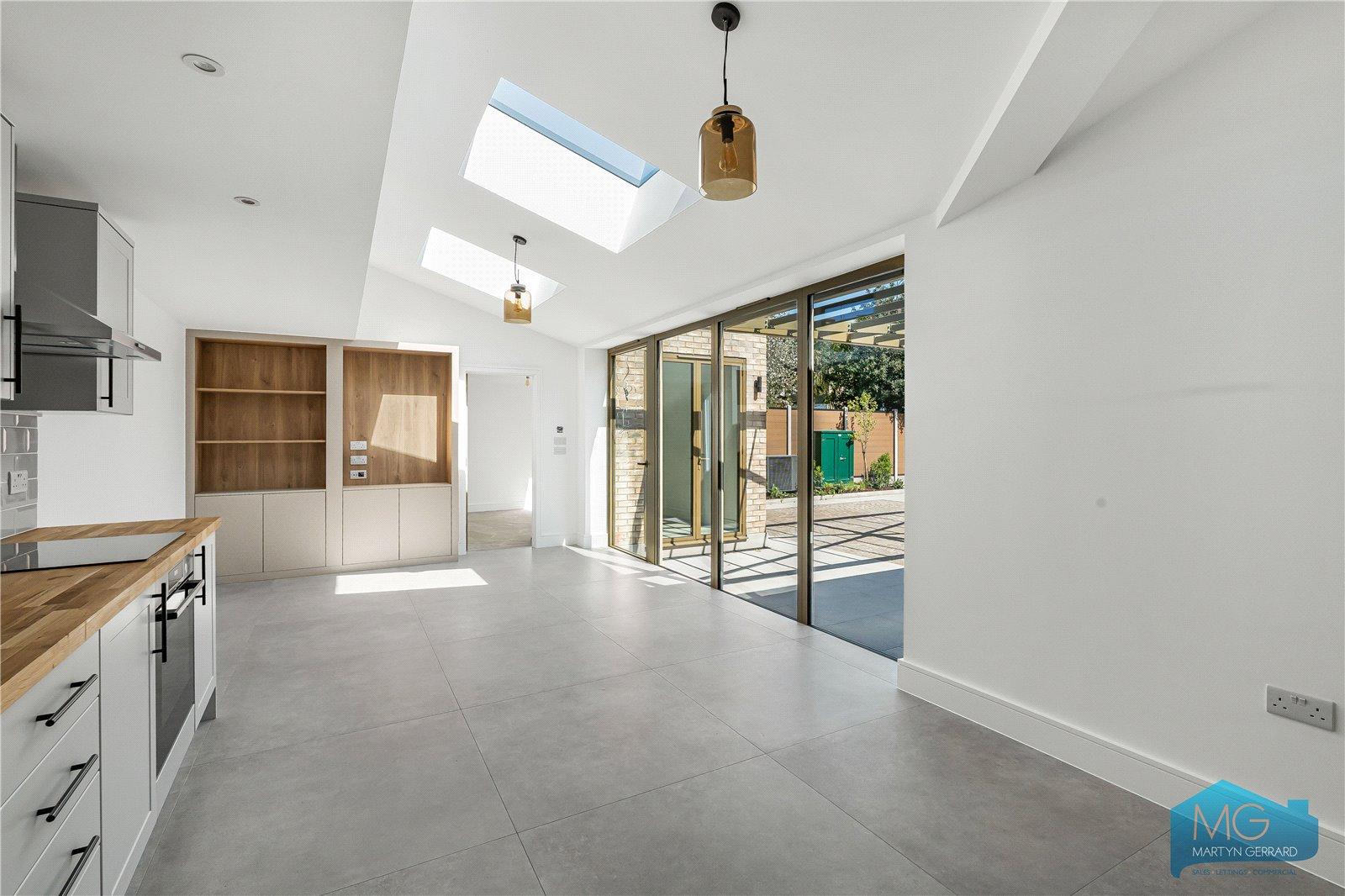 3 bedroom Detached House for sale - Martyn Gerrard