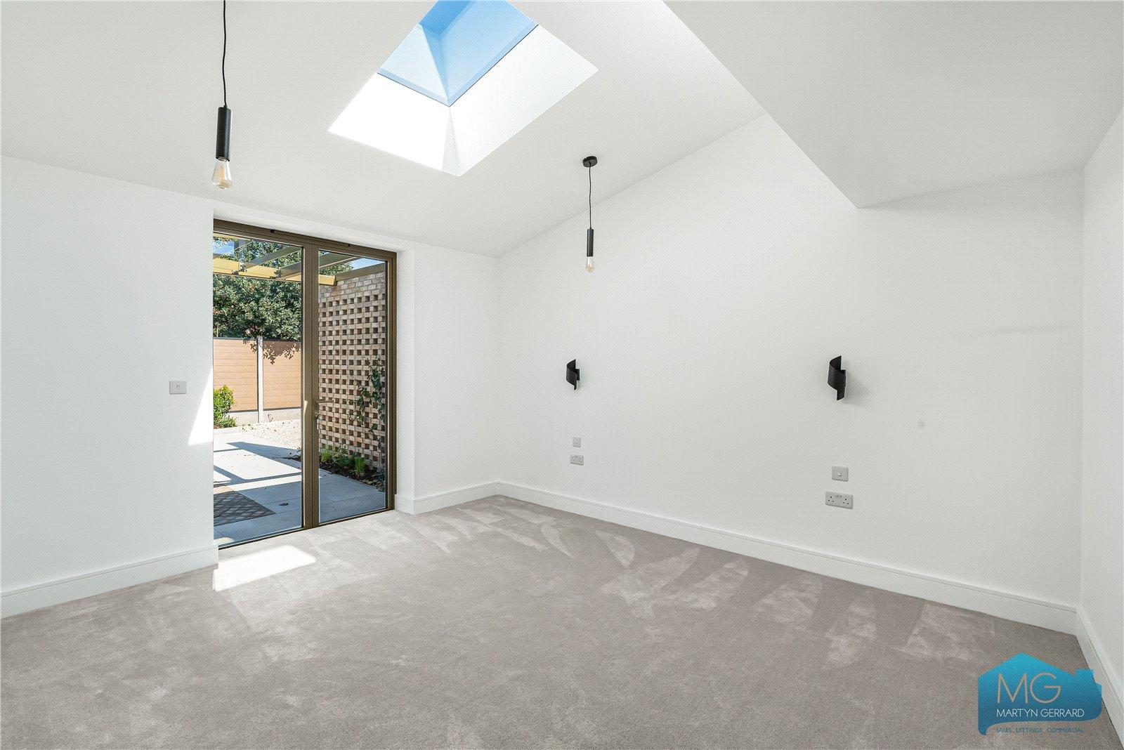 3 bedroom Detached House for sale - Martyn Gerrard