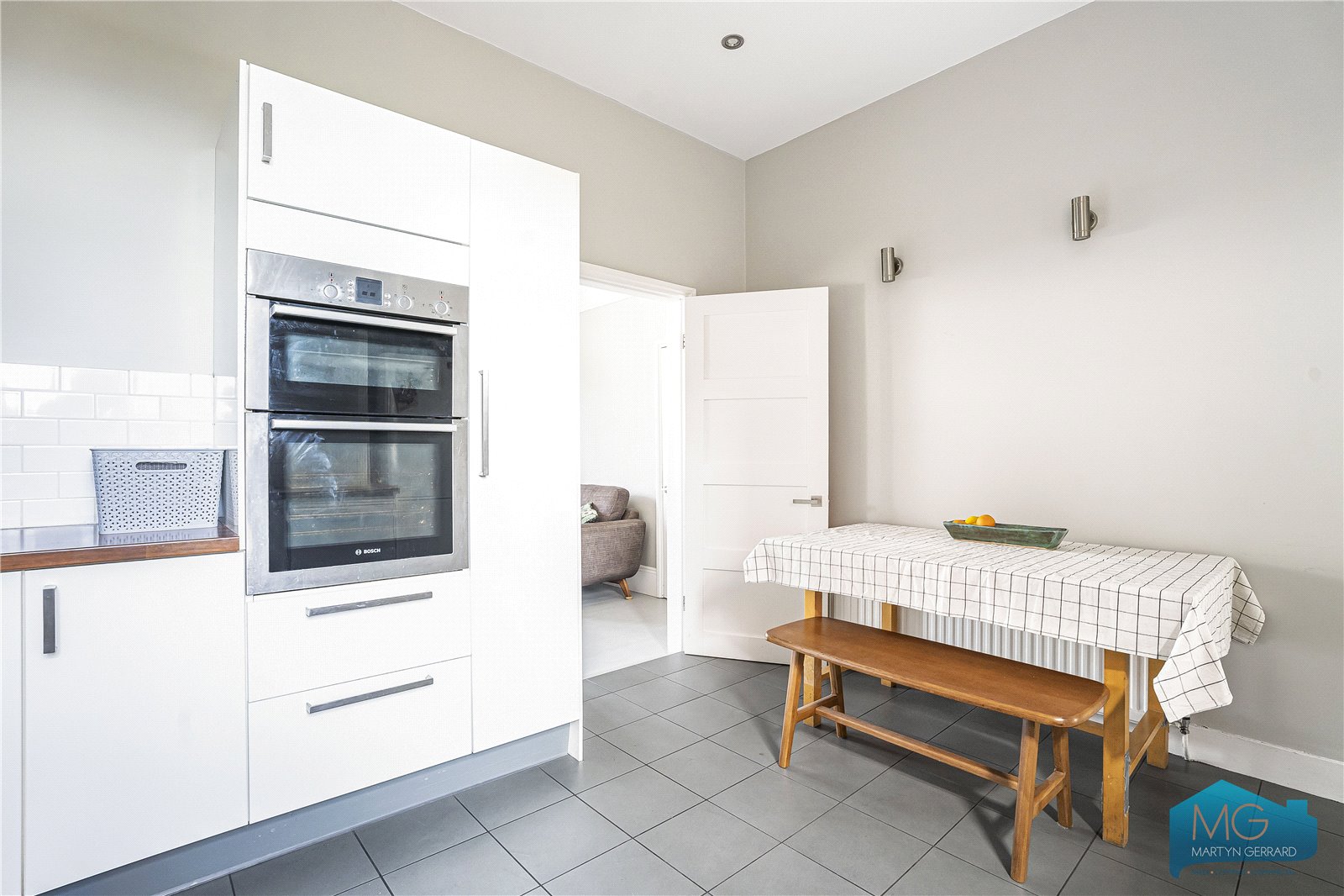 5 bedroom House for sale - Martyn Gerrard