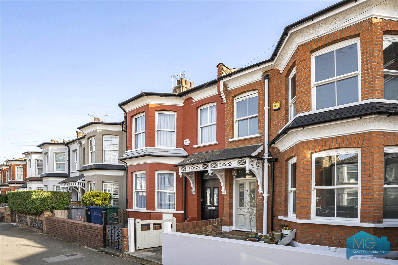 5 bedroom House for sale - Martyn Gerrard
