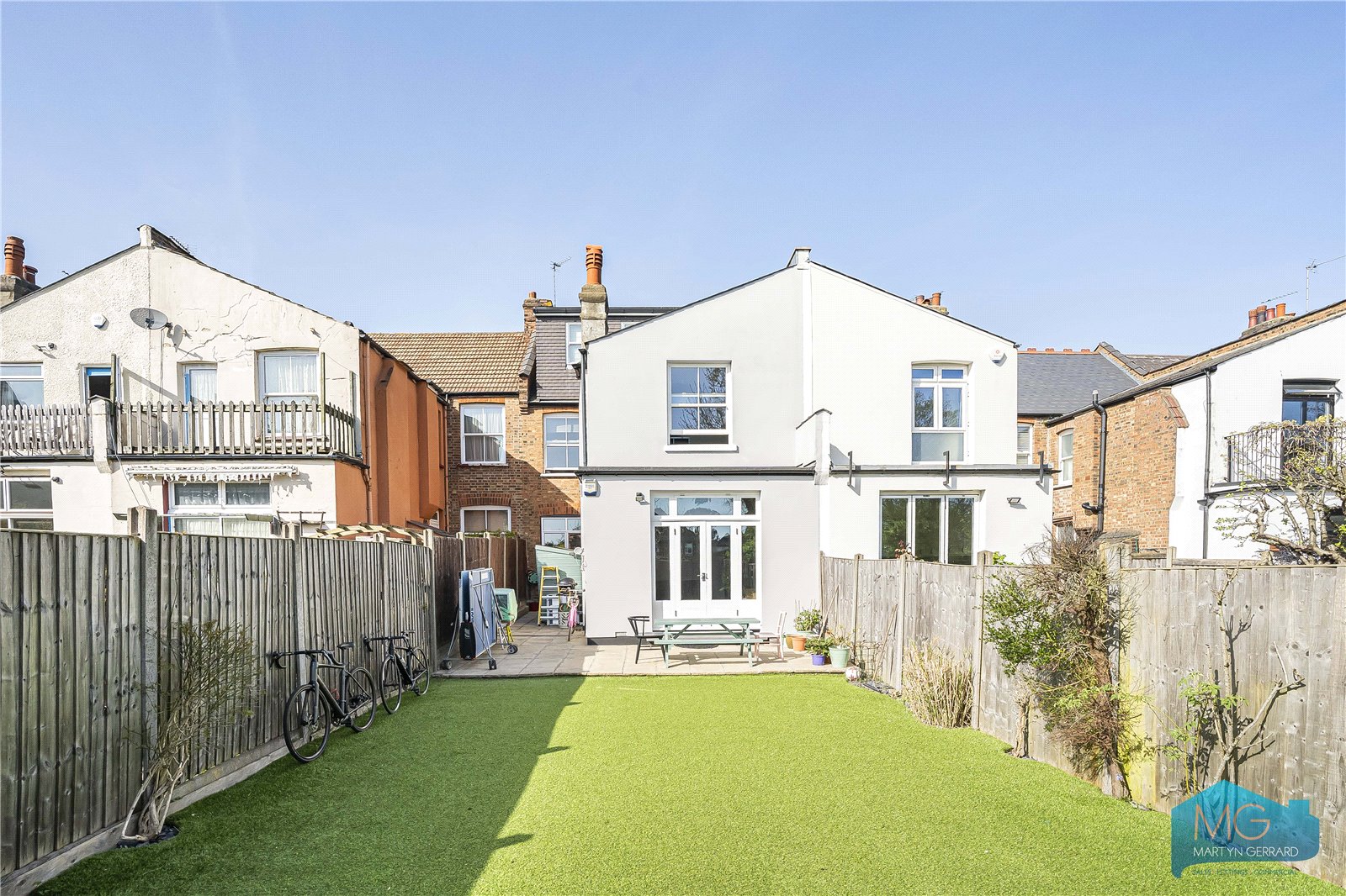 5 bedroom House for sale - Martyn Gerrard
