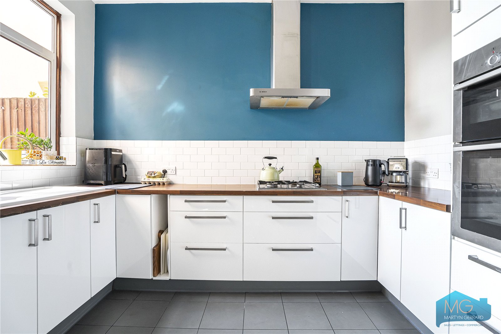 5 bedroom House for sale - Martyn Gerrard