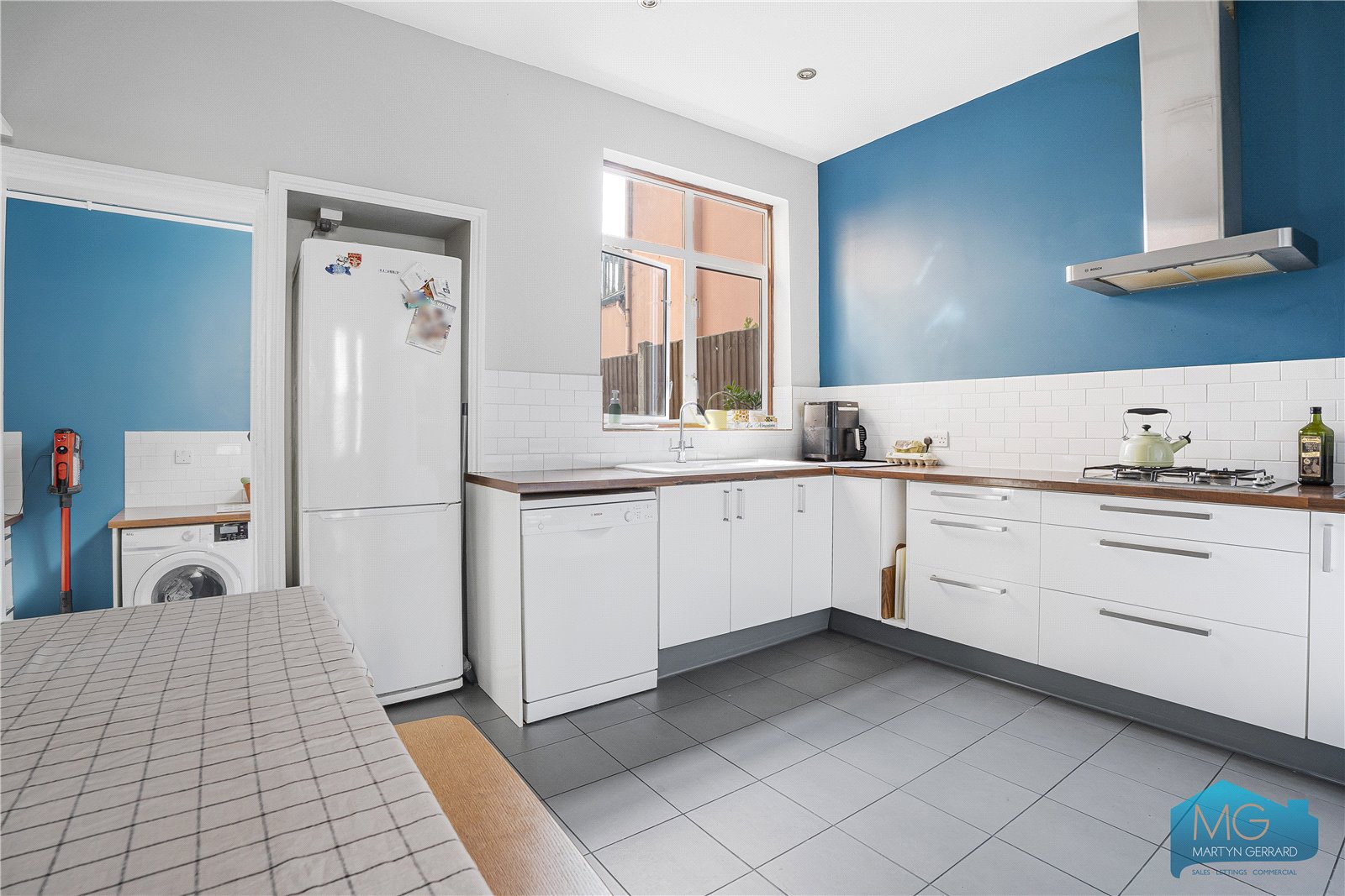 5 bedroom House for sale - Martyn Gerrard