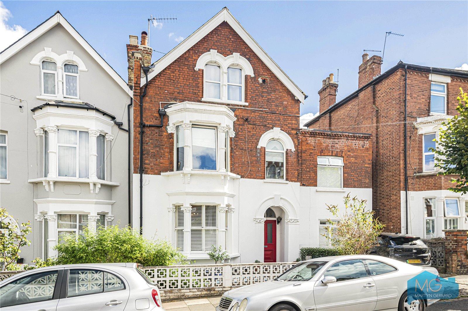 3 bedroom Ground Floor Flat for sale - Martyn Gerrard