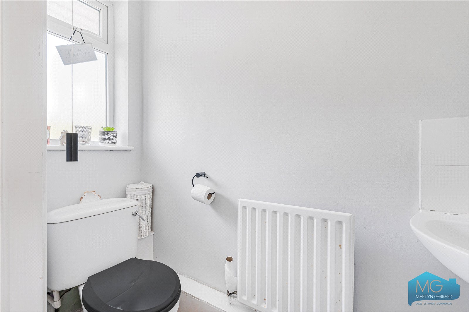 4 bedroom Semi-Detached House for sale - Martyn Gerrard