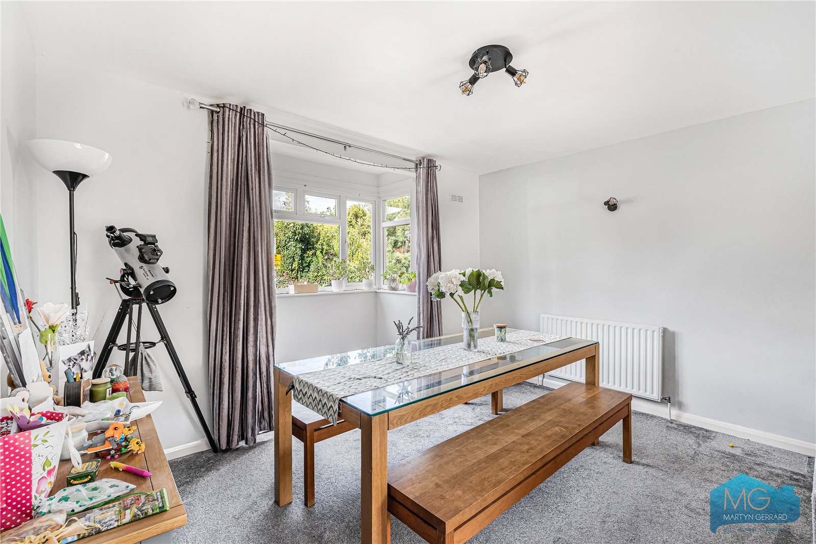 4 bedroom Semi-Detached House for sale - Martyn Gerrard