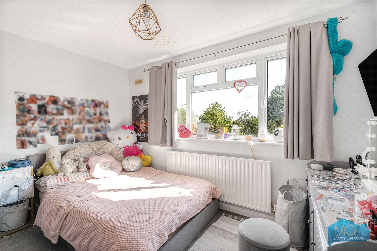 4 bedroom Semi-Detached House for sale - Martyn Gerrard