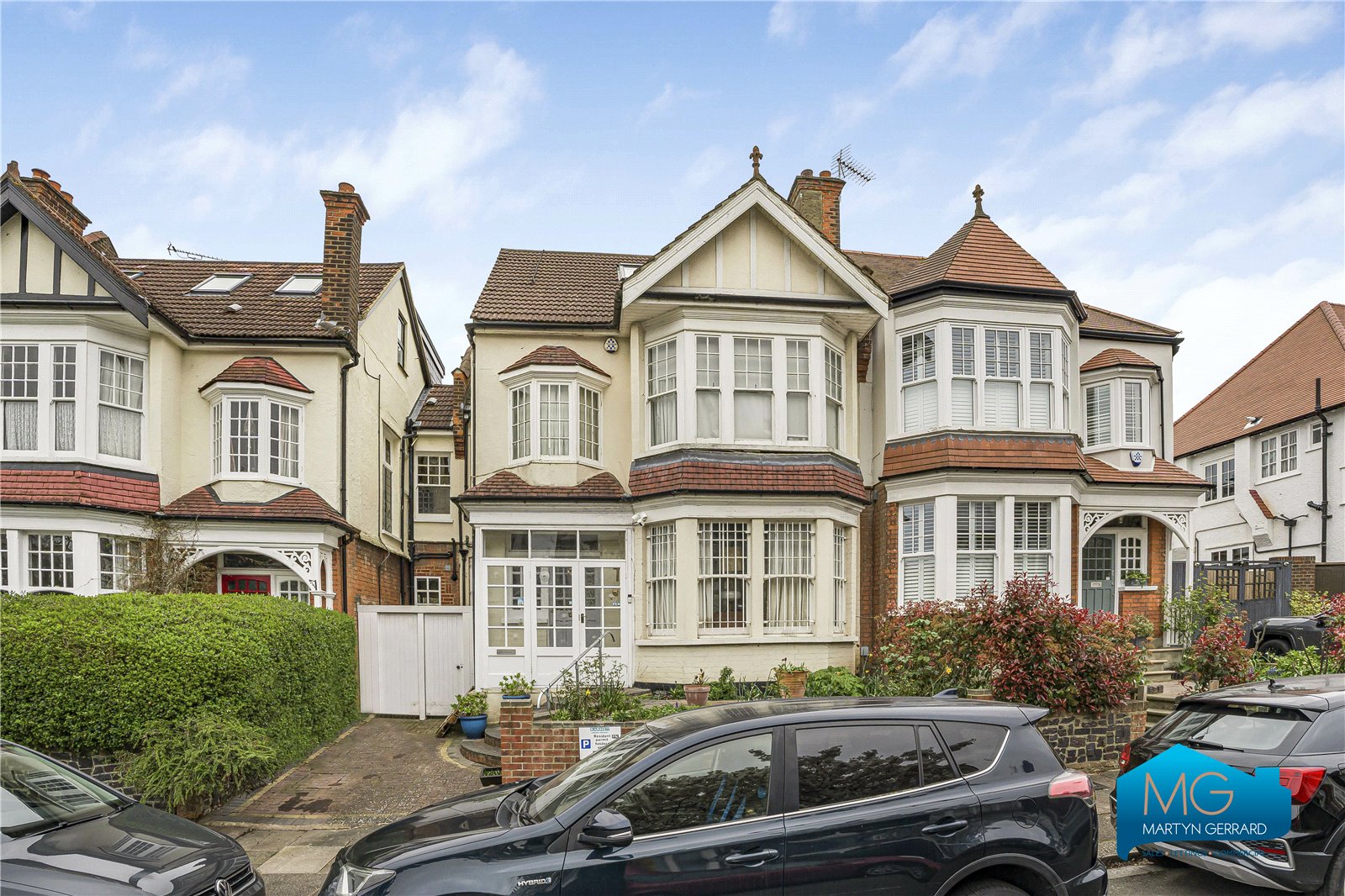 Avondale Avenue, North Finchley, London, N12+ - Martyn Gerrard