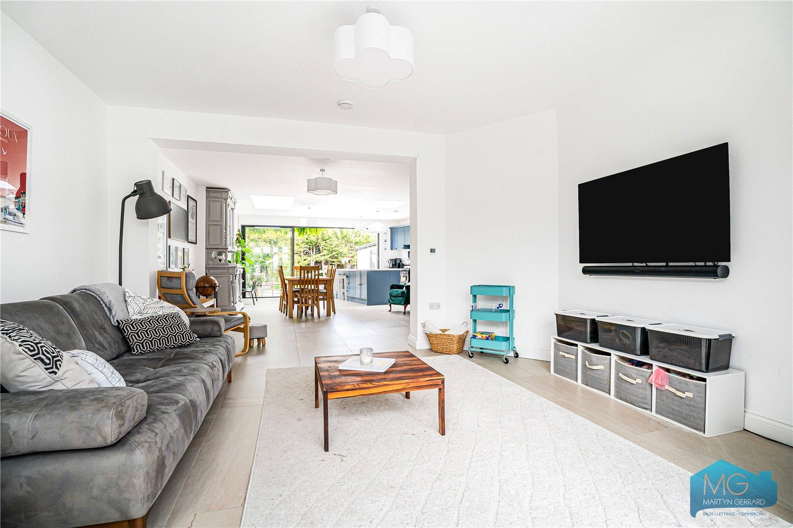 4 bedroom Semi-Detached House for sale - Martyn Gerrard