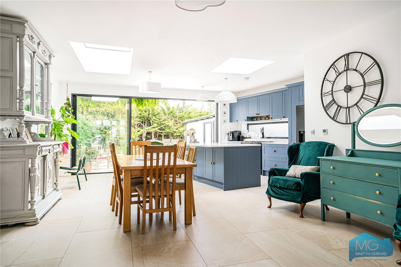 4 bedroom Semi-Detached House for sale - Martyn Gerrard