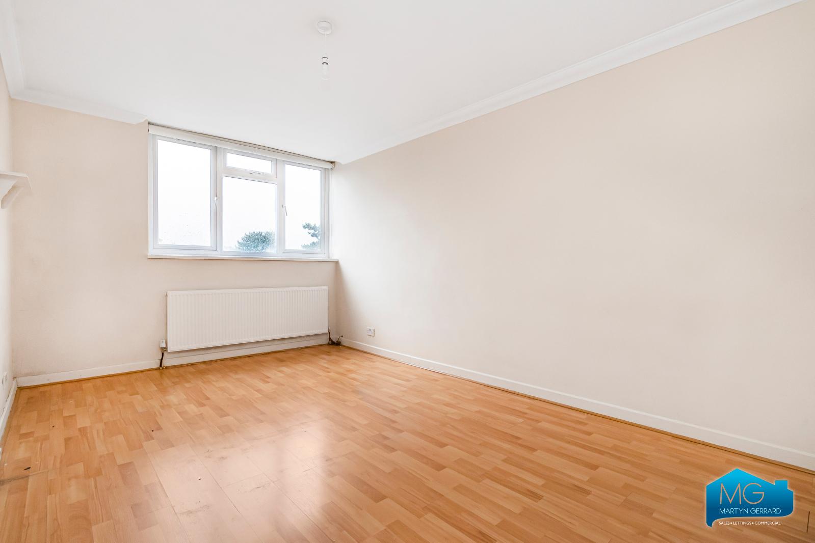 1 bedroom Apartment to rent - Martyn Gerrard