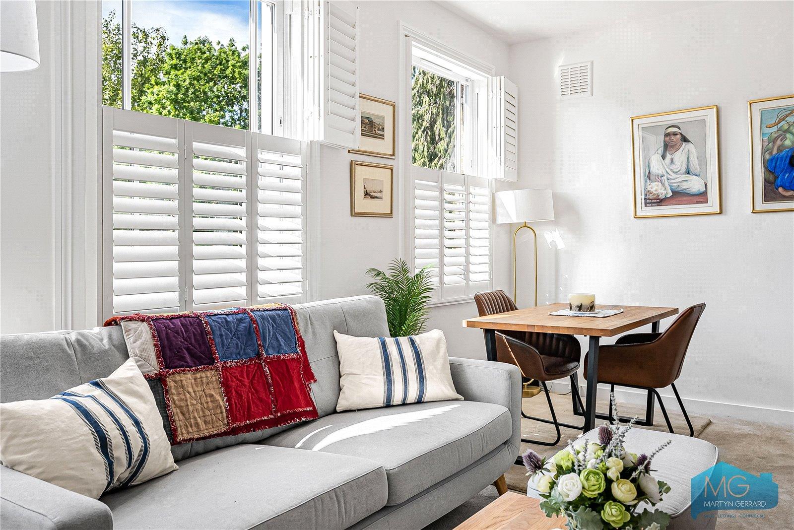 2 bedroom Apartment for sale - Martyn Gerrard
