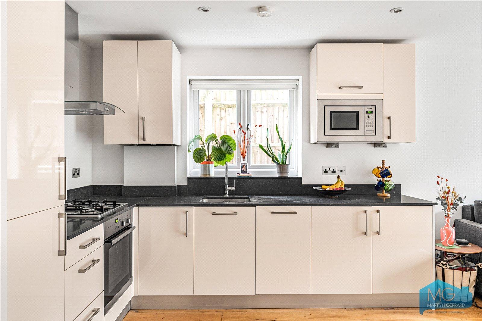 2 bedroom Ground Floor Flat for sale - Martyn Gerrard