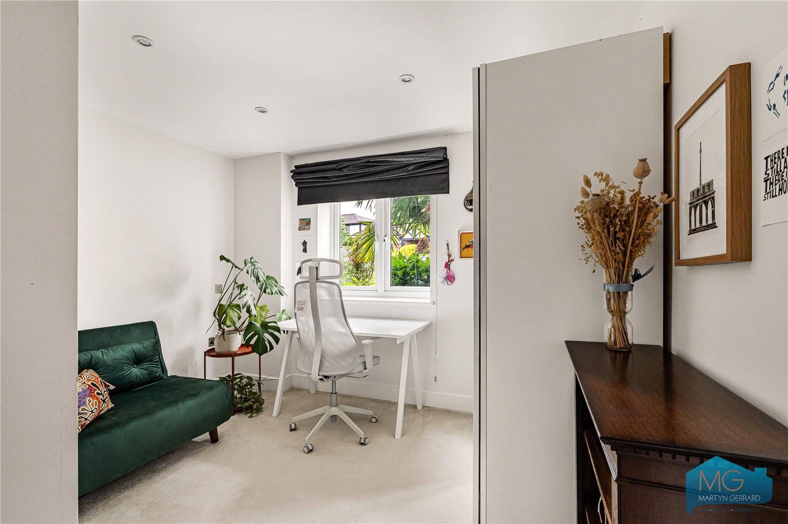 2 bedroom Ground Floor Flat for sale - Martyn Gerrard