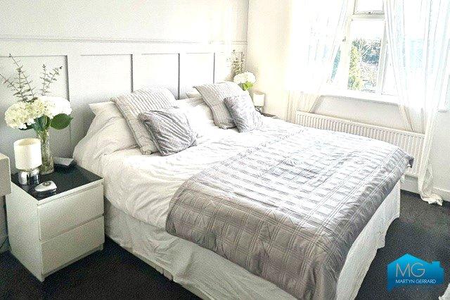 3 bedroom Terraced House for sale - Martyn Gerrard