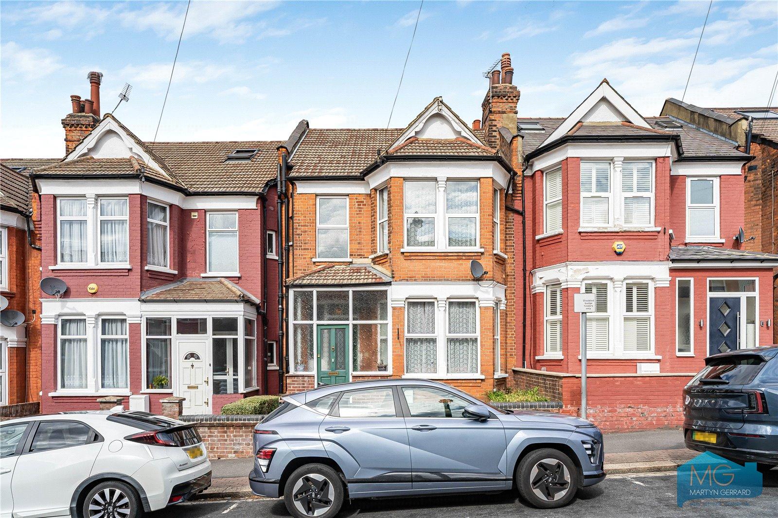 3 bedroom Terraced House for sale - Martyn Gerrard