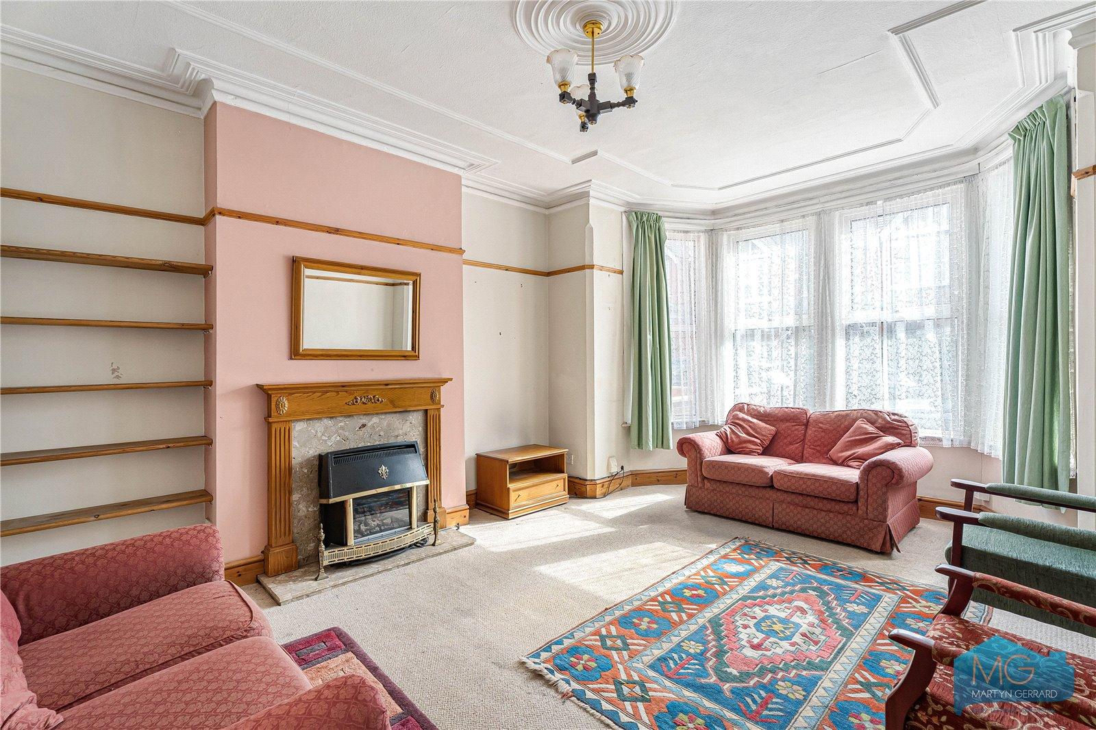 3 bedroom Terraced House for sale - Martyn Gerrard