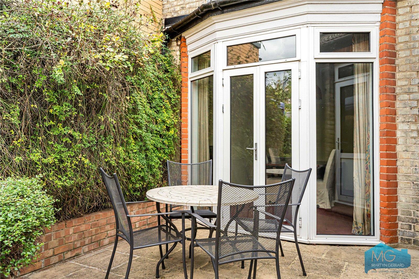 3 bedroom Terraced House for sale - Martyn Gerrard