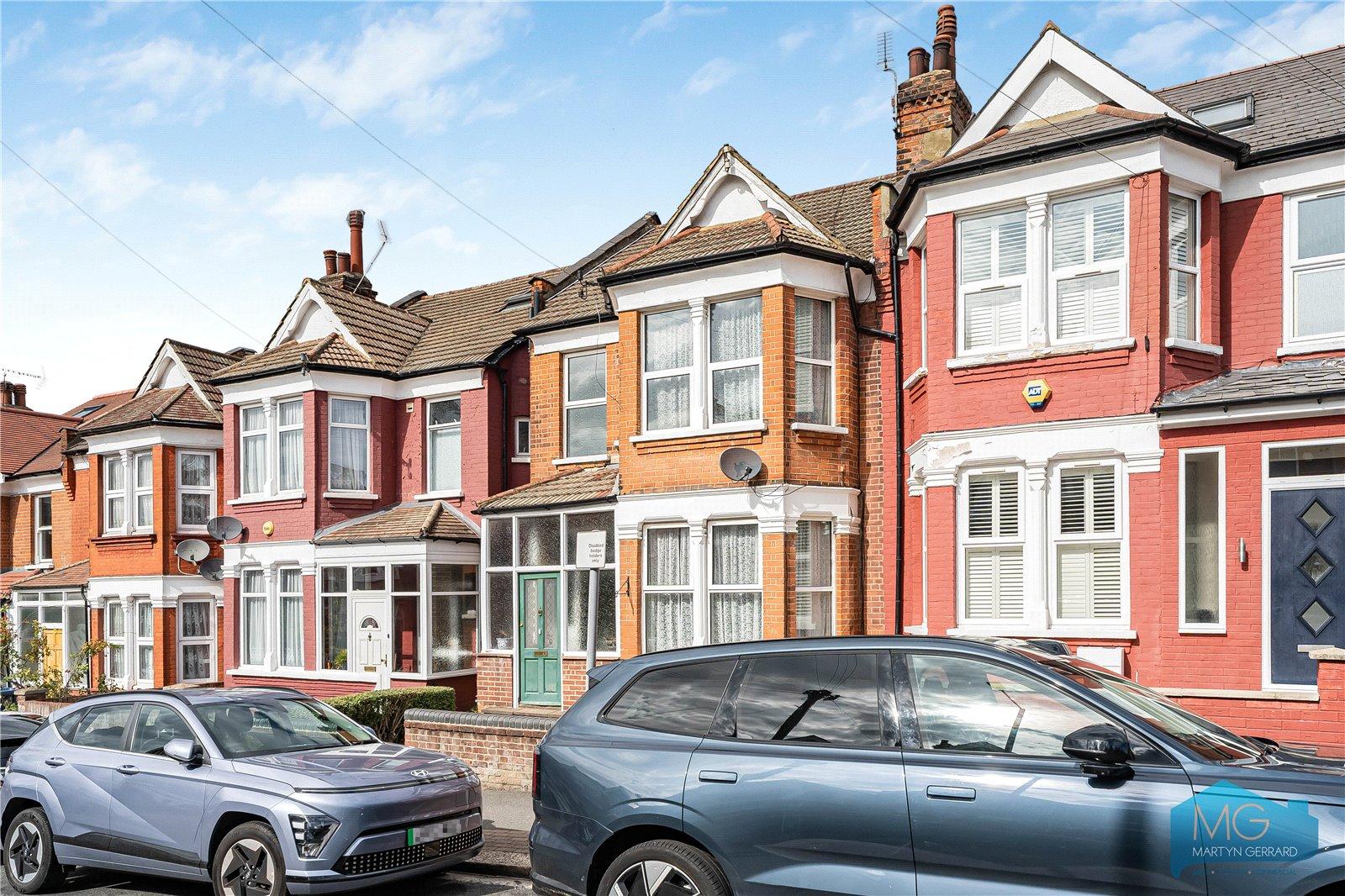 3 bedroom Terraced House for sale - Martyn Gerrard