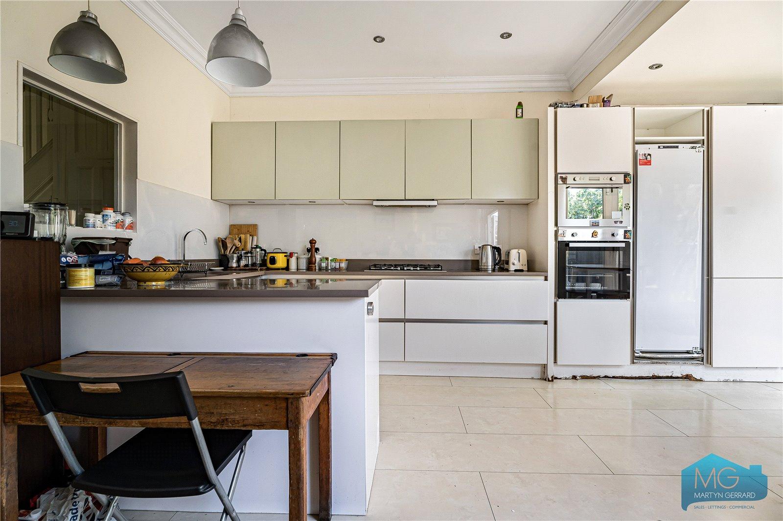 4 bedroom Semi-Detached House for sale - Martyn Gerrard
