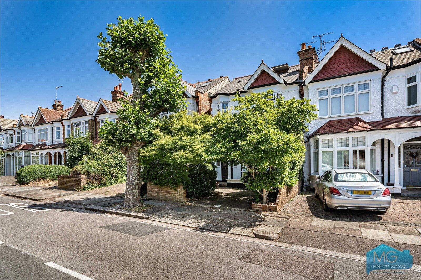 4 bedroom Semi-Detached House for sale - Martyn Gerrard