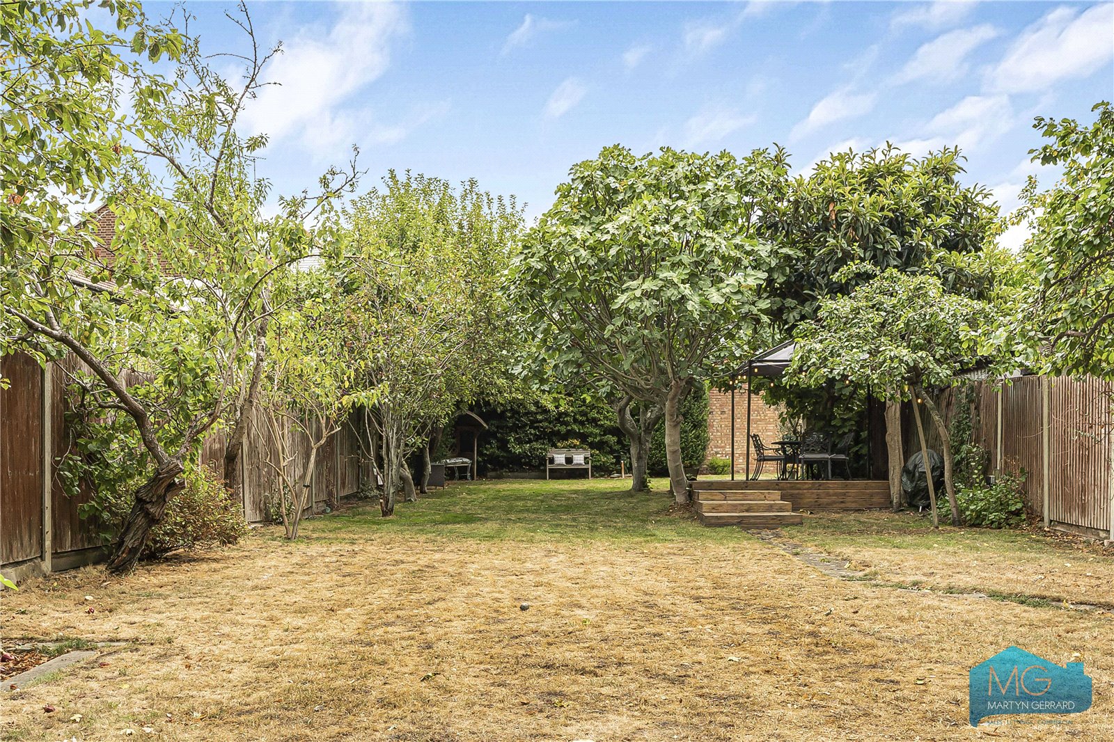 5 bedroom End of Terrace House for sale - Martyn Gerrard