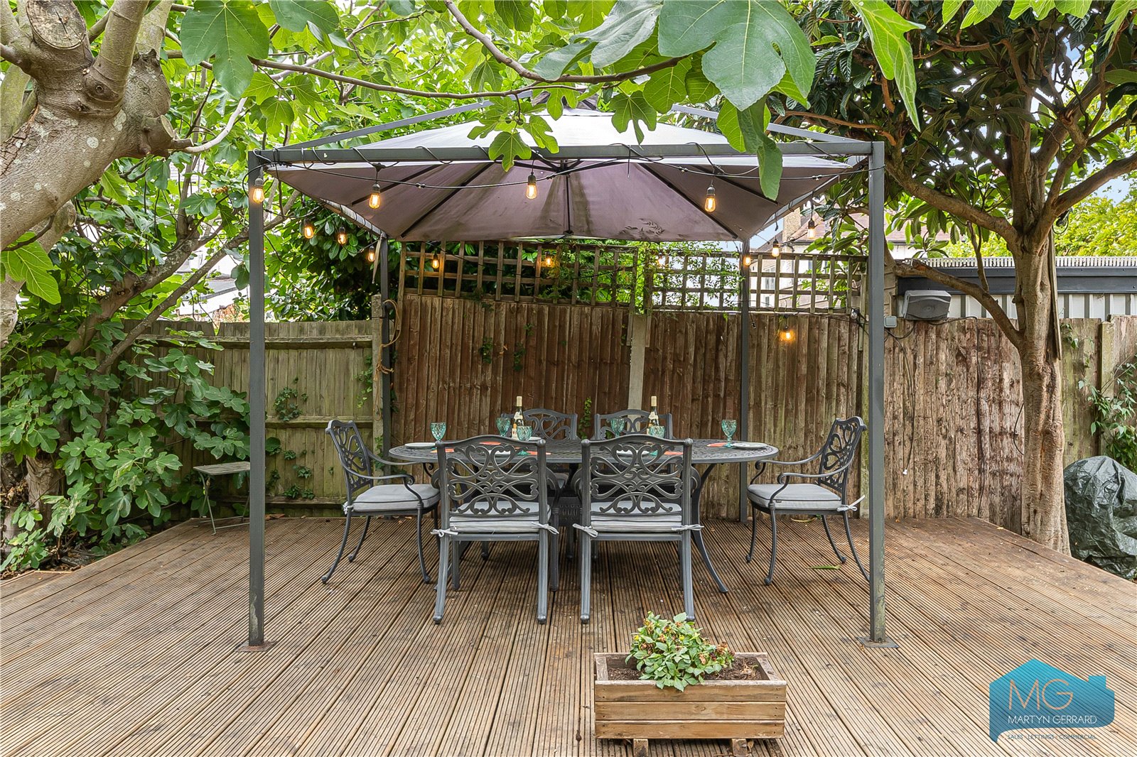 5 bedroom End of Terrace House for sale - Martyn Gerrard