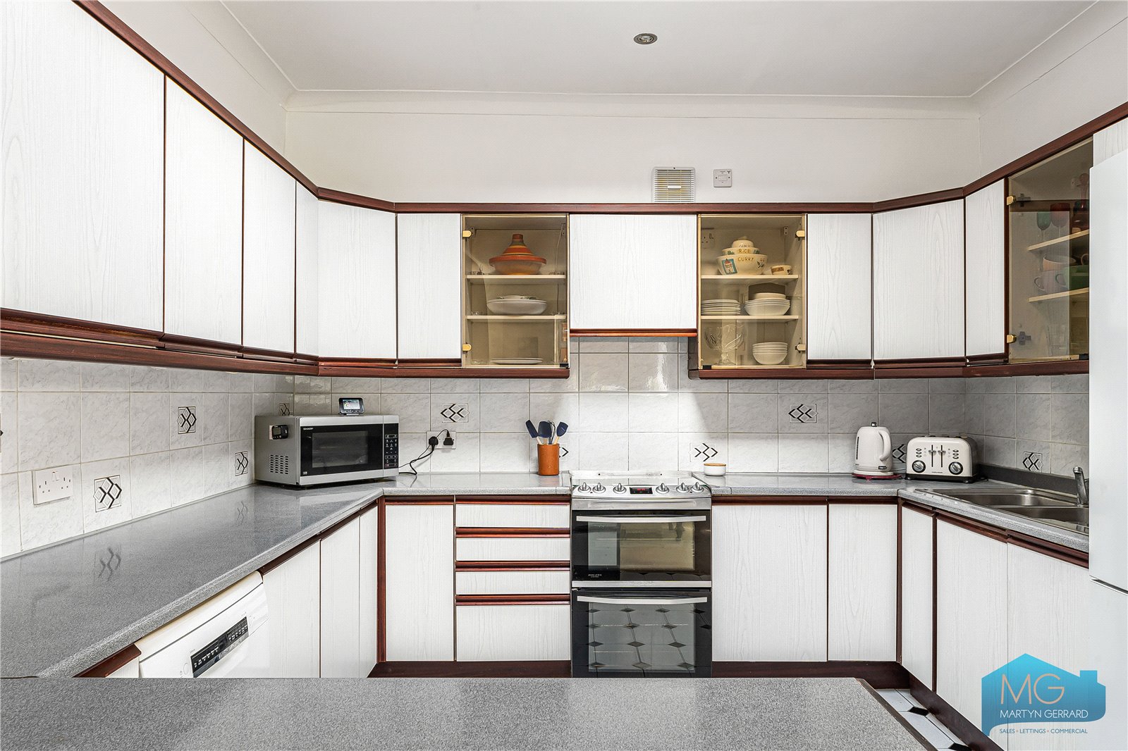 5 bedroom End of Terrace House for sale - Martyn Gerrard