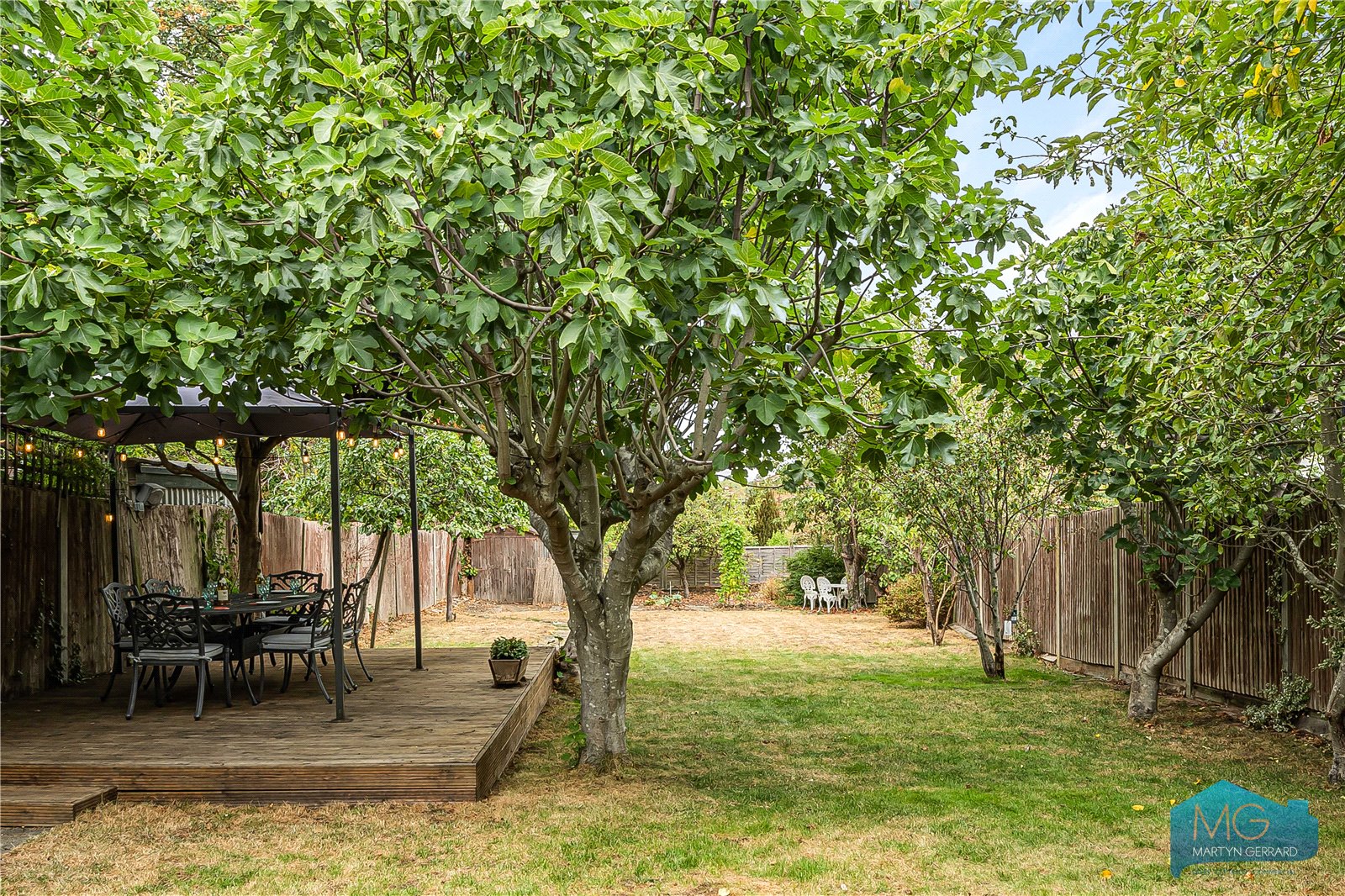 5 bedroom End of Terrace House for sale - Martyn Gerrard