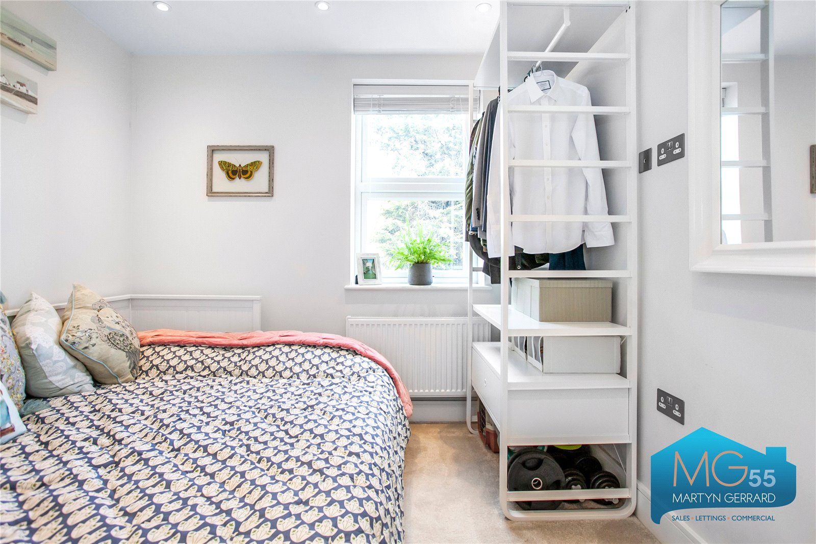 2 bedroom Apartment for sale - Martyn Gerrard