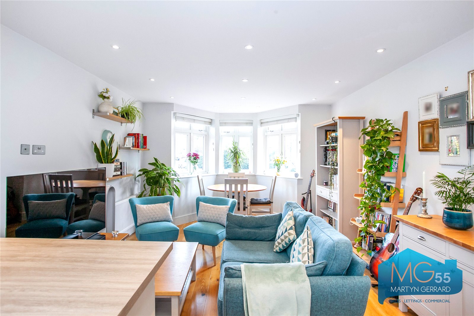 Alexandra Grove, North Finchley, London, N12+ - Martyn Gerrard