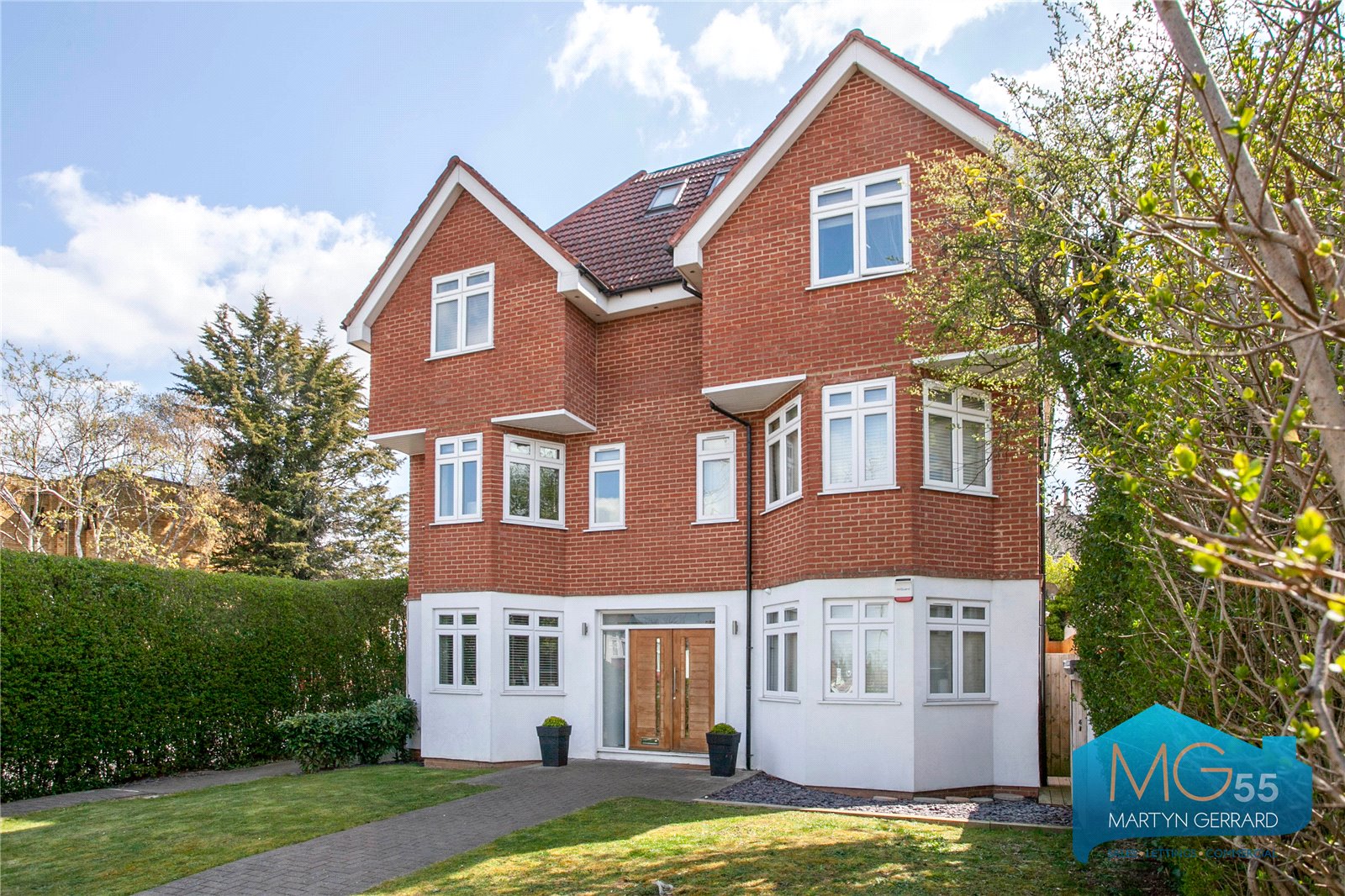 Alexandra Grove, North Finchley, London, N12+ - Martyn Gerrard