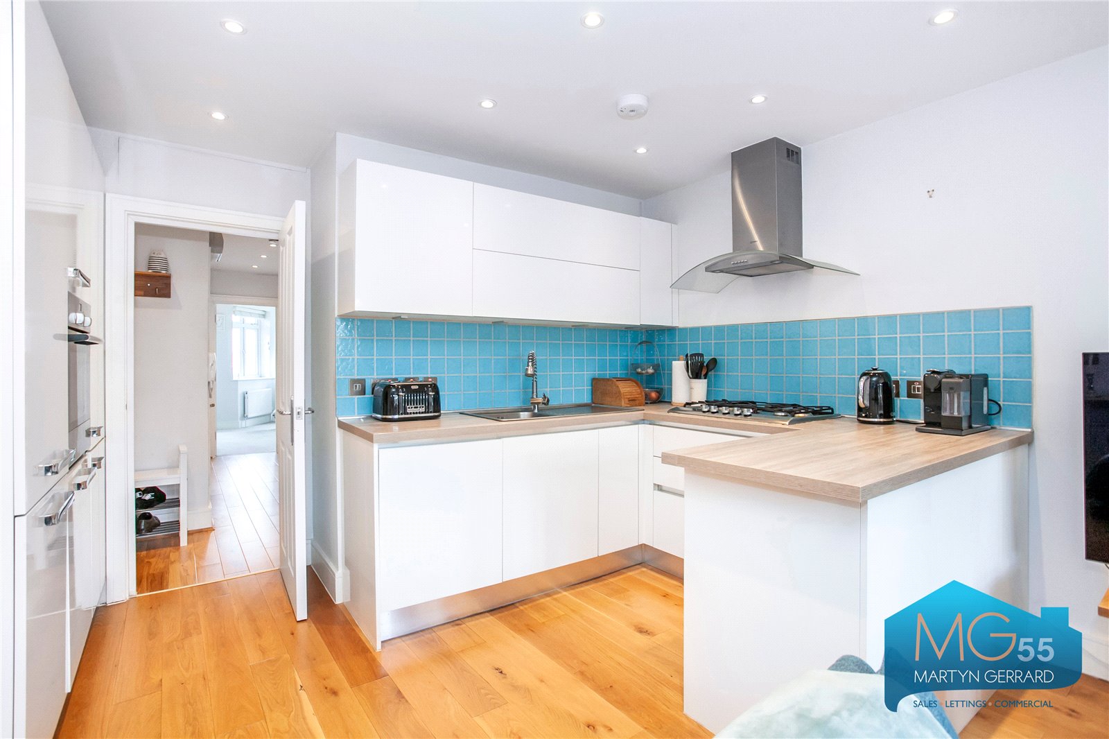 2 bedroom Apartment for sale - Martyn Gerrard
