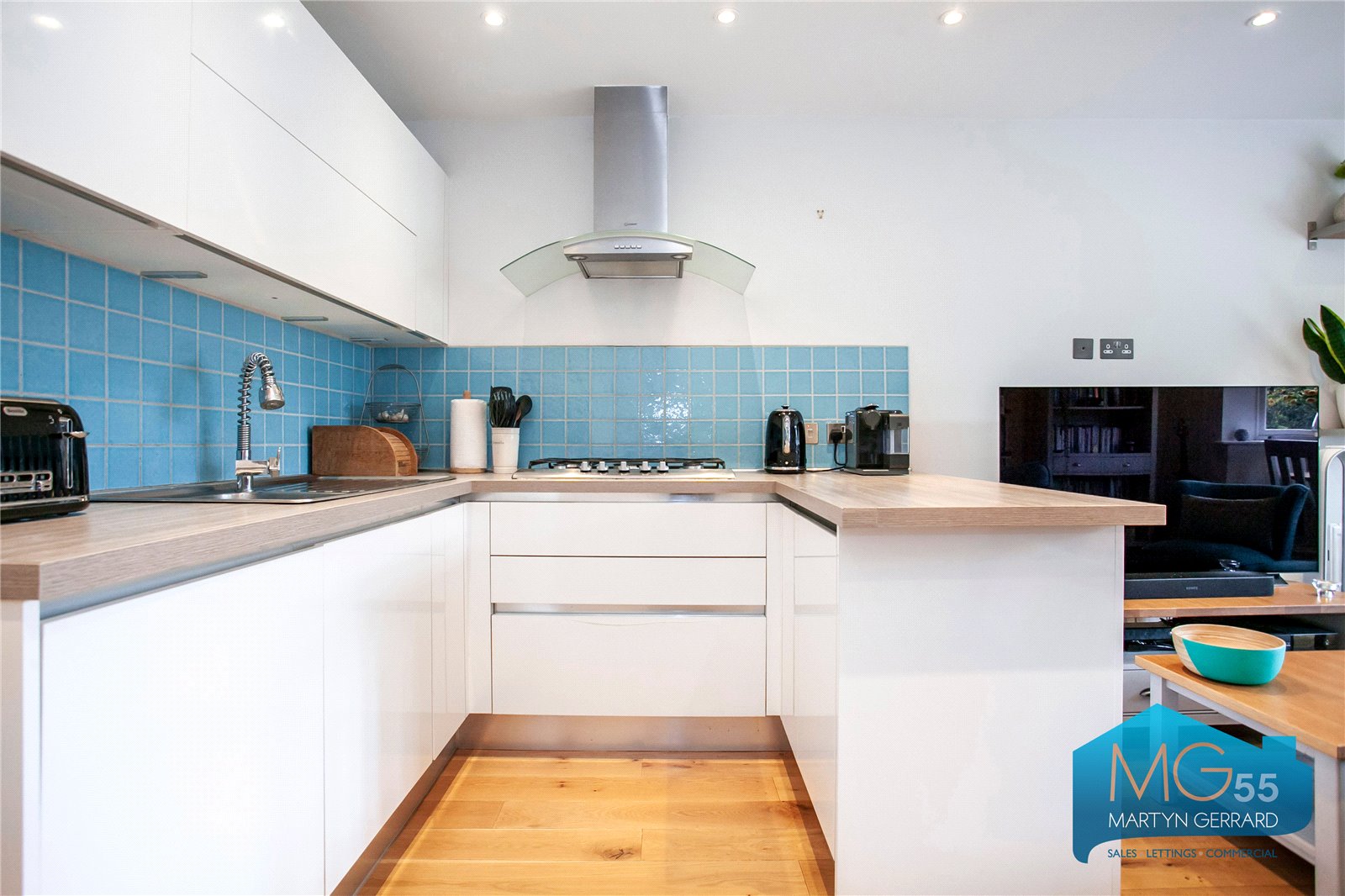 Alexandra Grove, North Finchley, London, N12+ - Martyn Gerrard