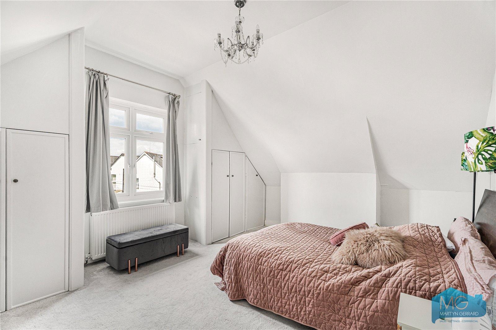 2 bedroom Apartment for sale - Martyn Gerrard