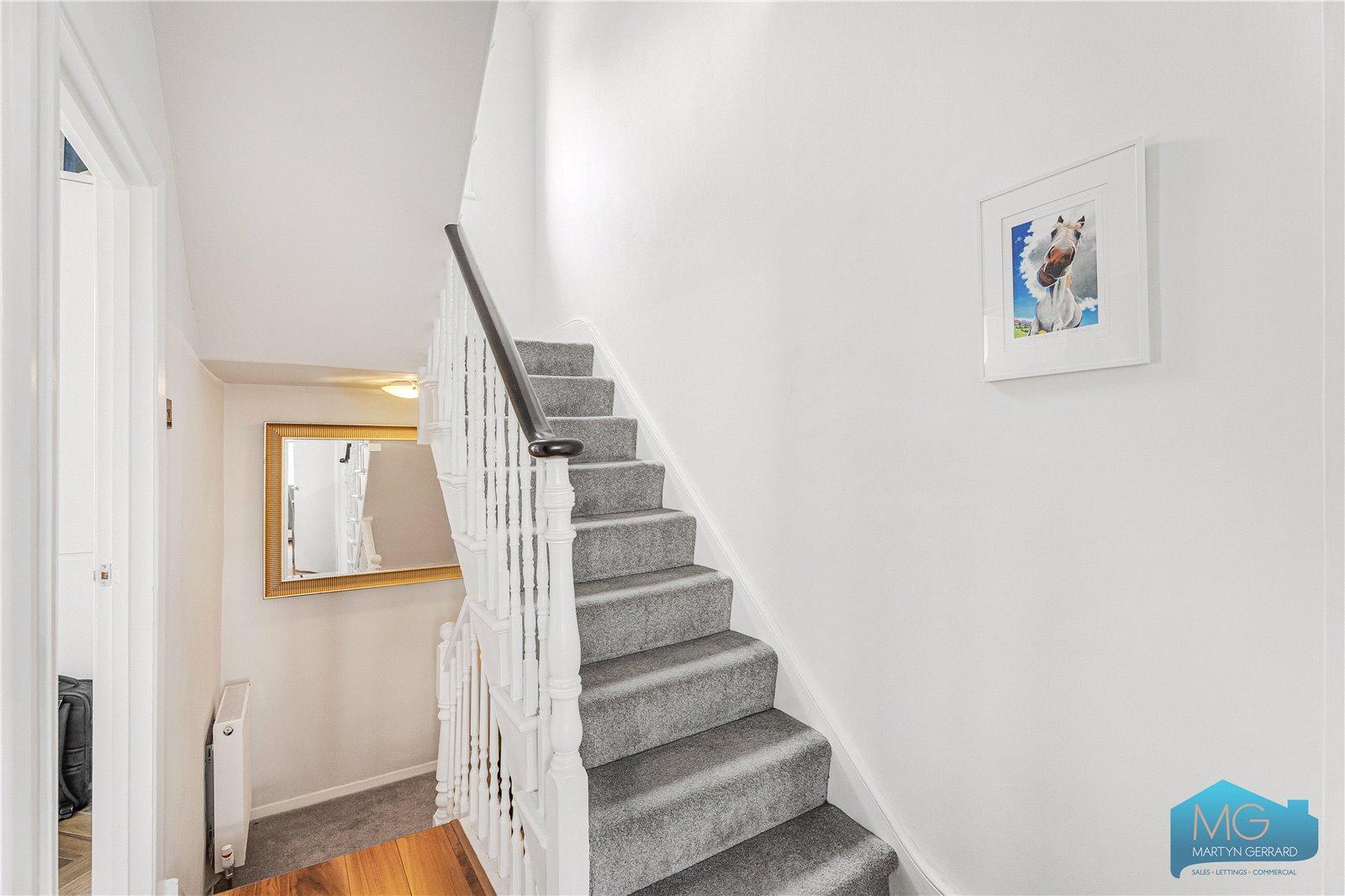 2 bedroom Apartment for sale - Martyn Gerrard