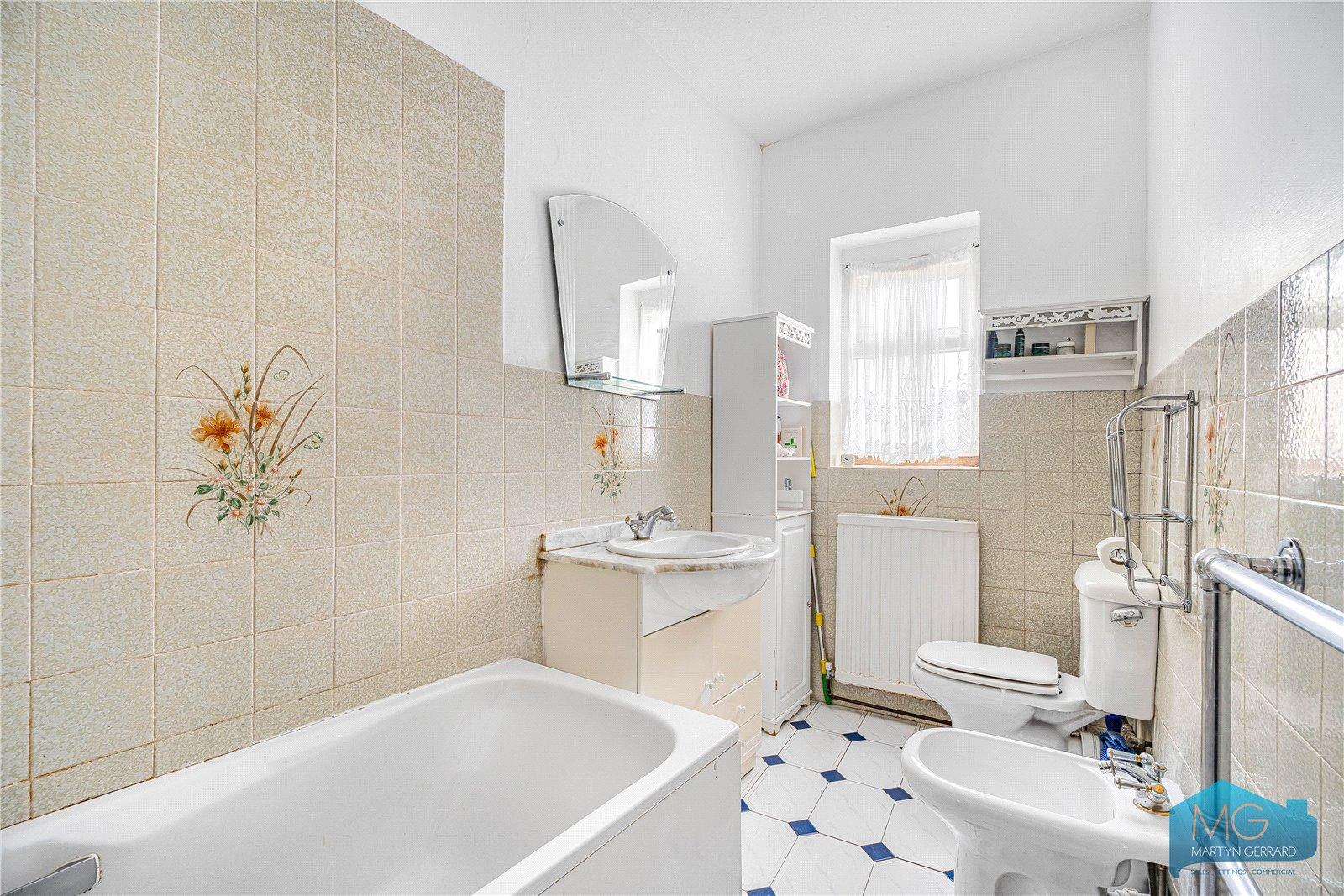 3 bedroom Semi-Detached House for sale - Martyn Gerrard