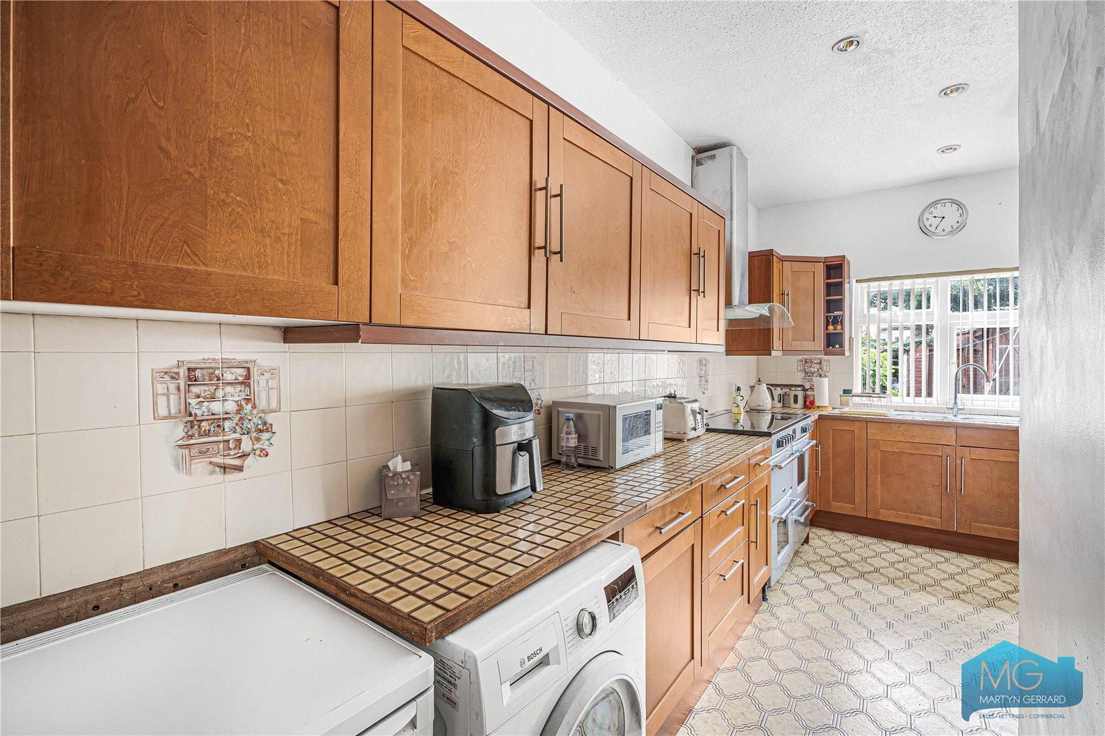 3 bedroom Semi-Detached House for sale - Martyn Gerrard