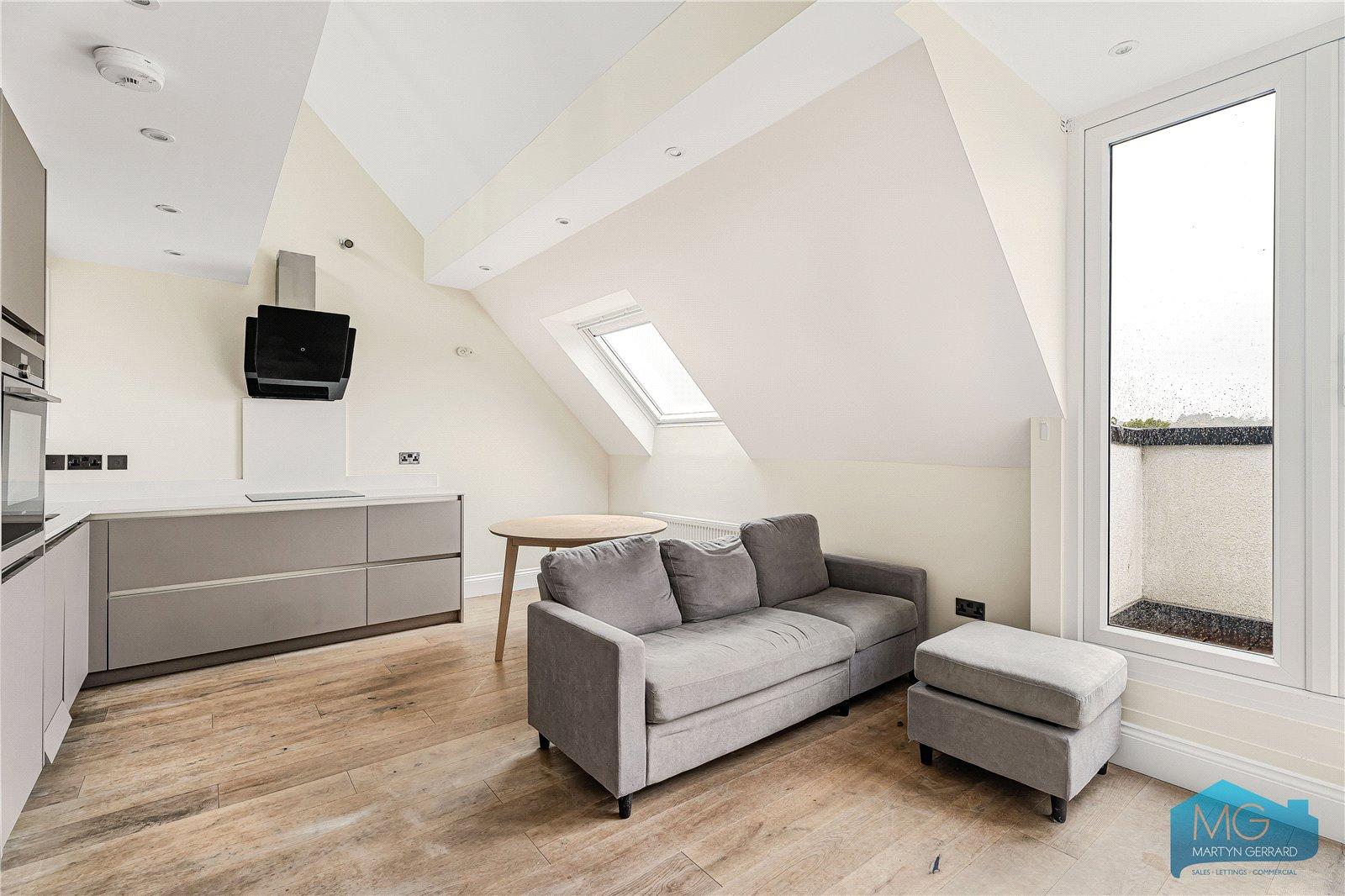2 bedroom Apartment for sale - Martyn Gerrard